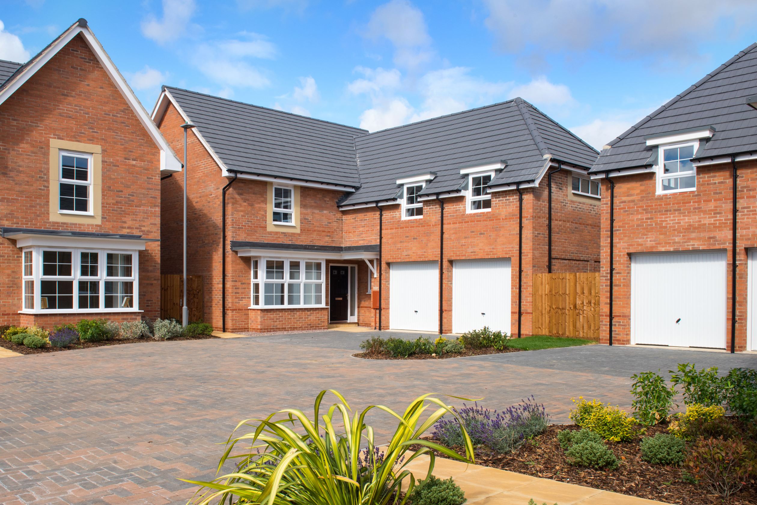 Discover new homes in Milton Keynes at Brooklands Barratt Homes