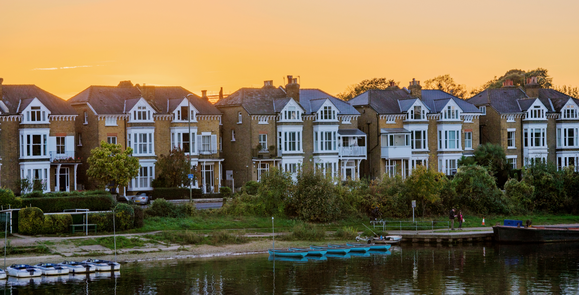 New Homes & Flats in Whitton Barratt London