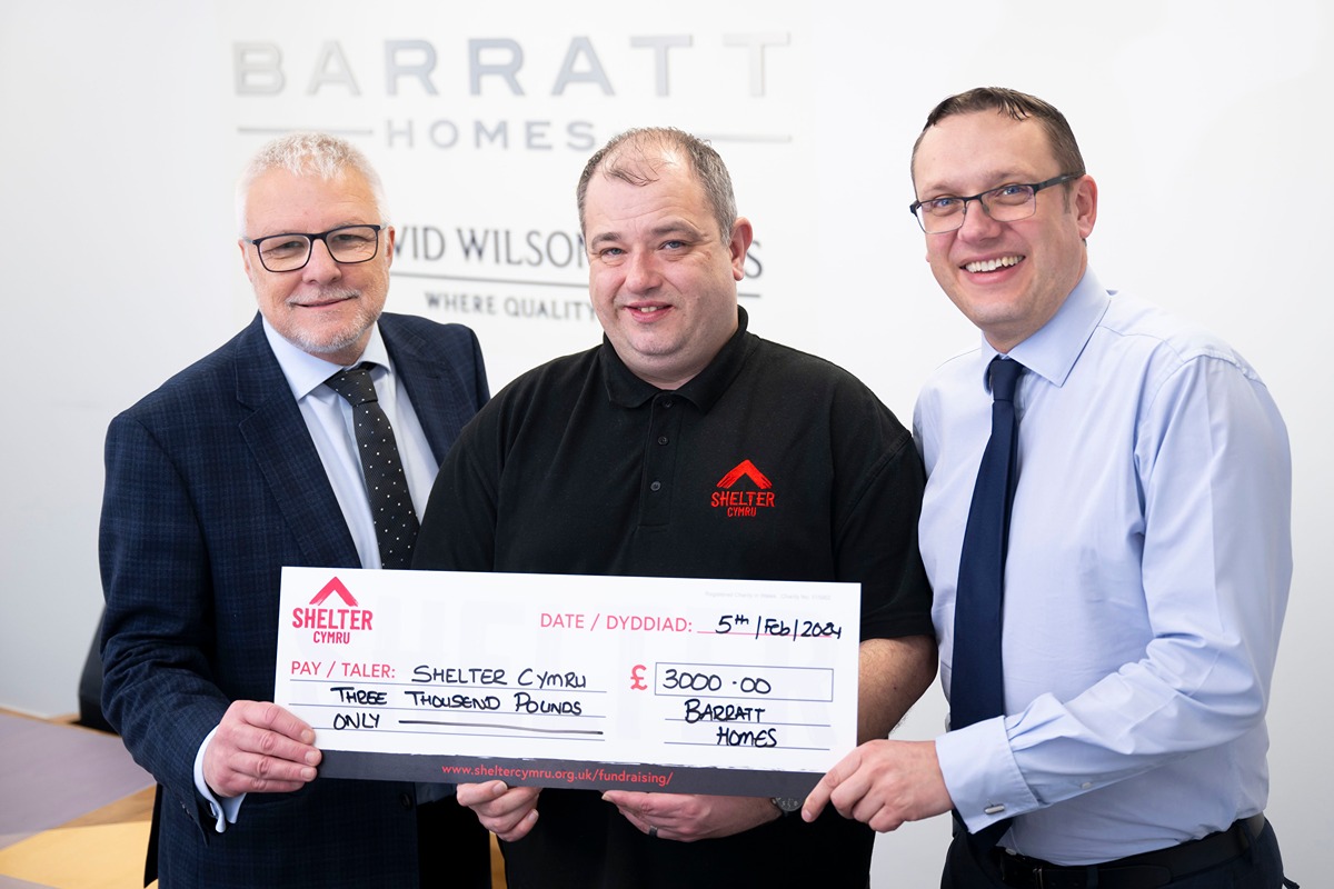 Barratt donates £6k to support people facing homelessness this winter 