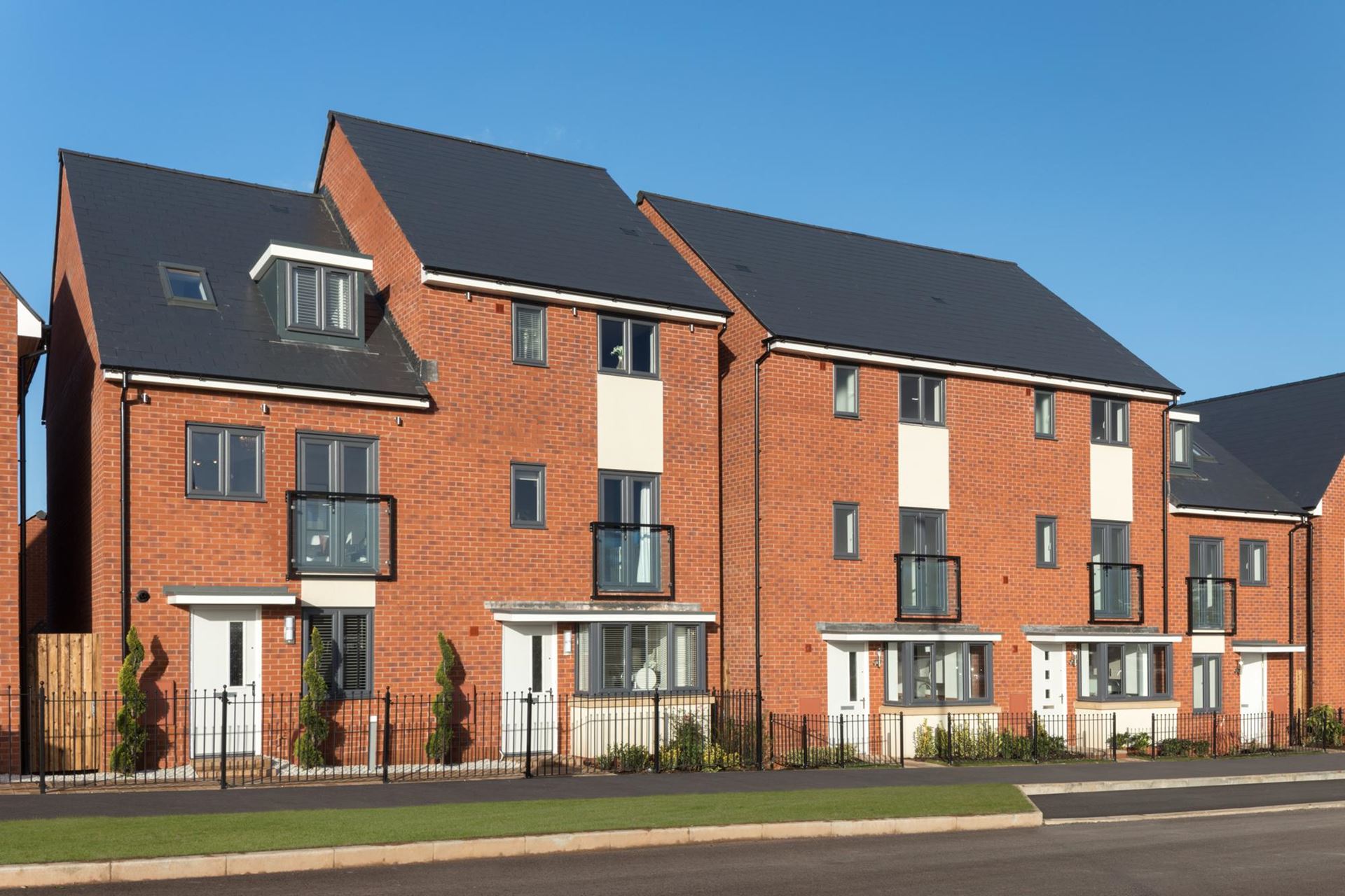 New Homes at Lyde Green, Bristol Barratt Homes