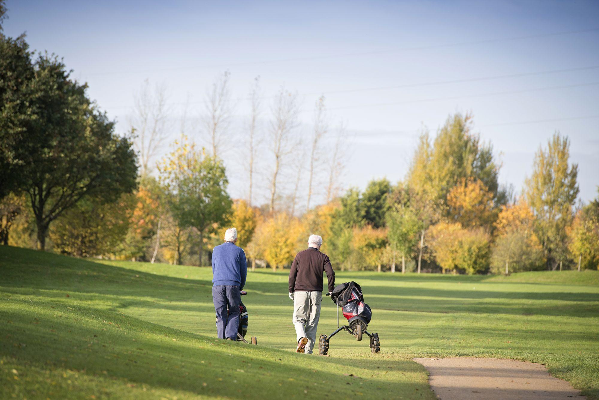 Homes overlooking Shrivenham Golf Course