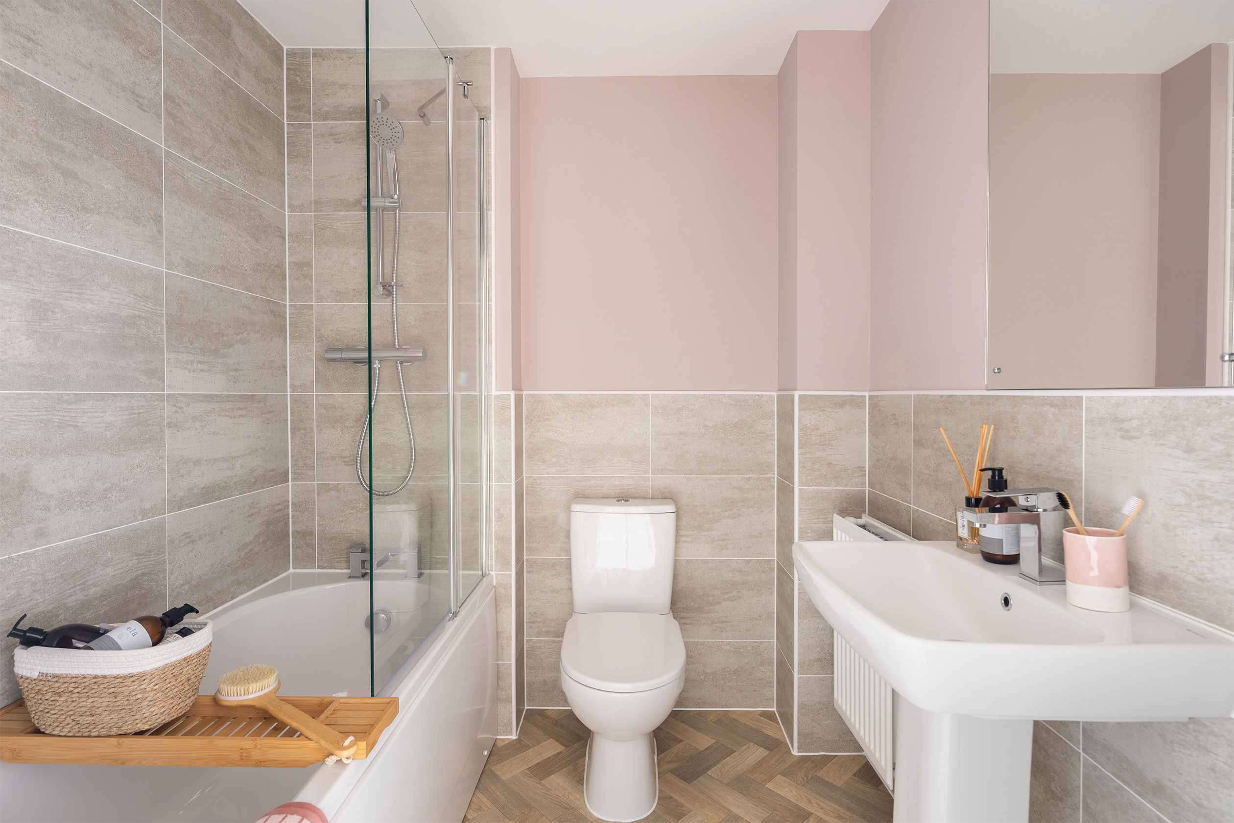 Family bathroom in the Denford 2 bedroom home