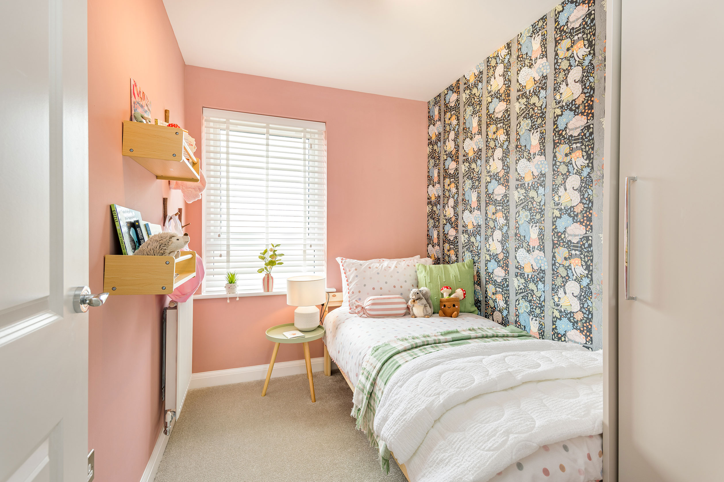 Single bedroom in the Maidstone 3 bedroom home