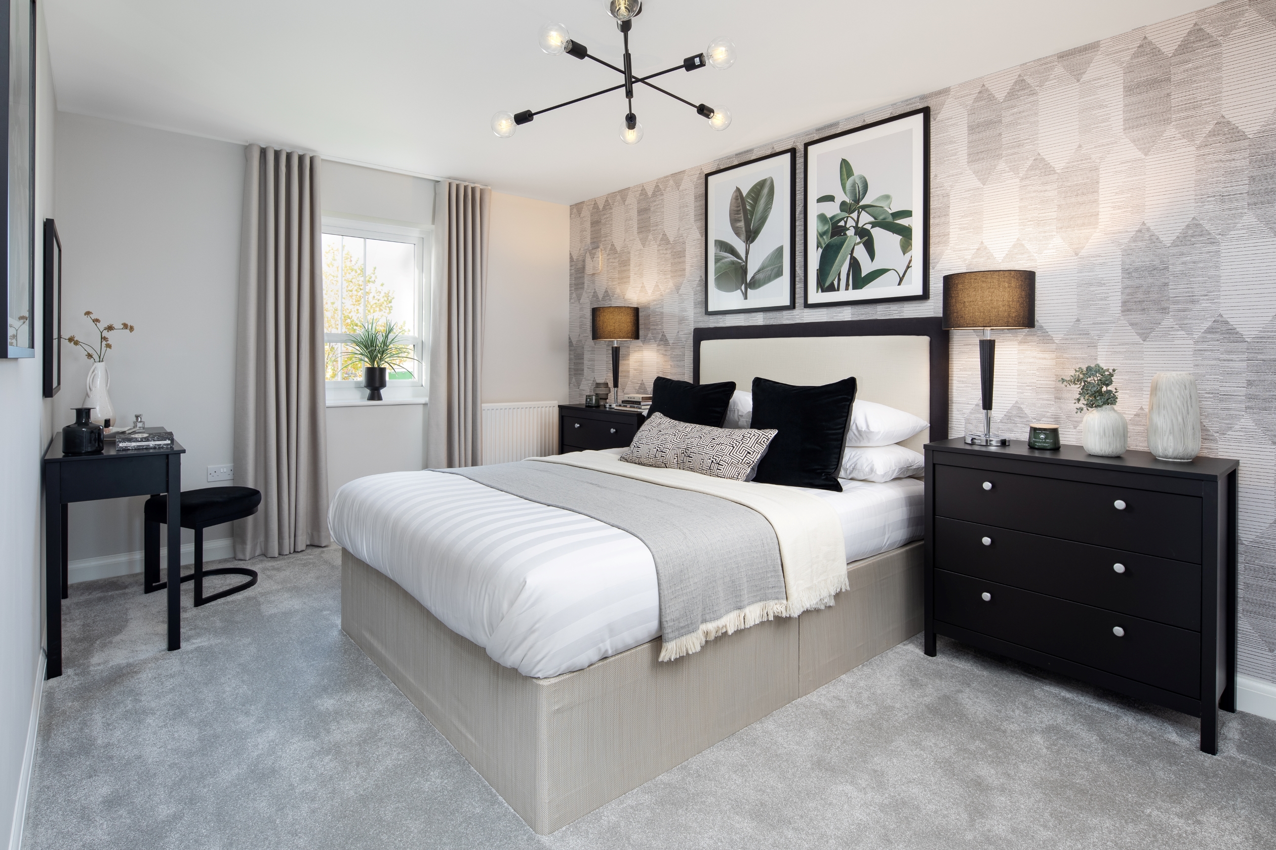 En suite main bedroom in the Maidstone 3 bedroom home