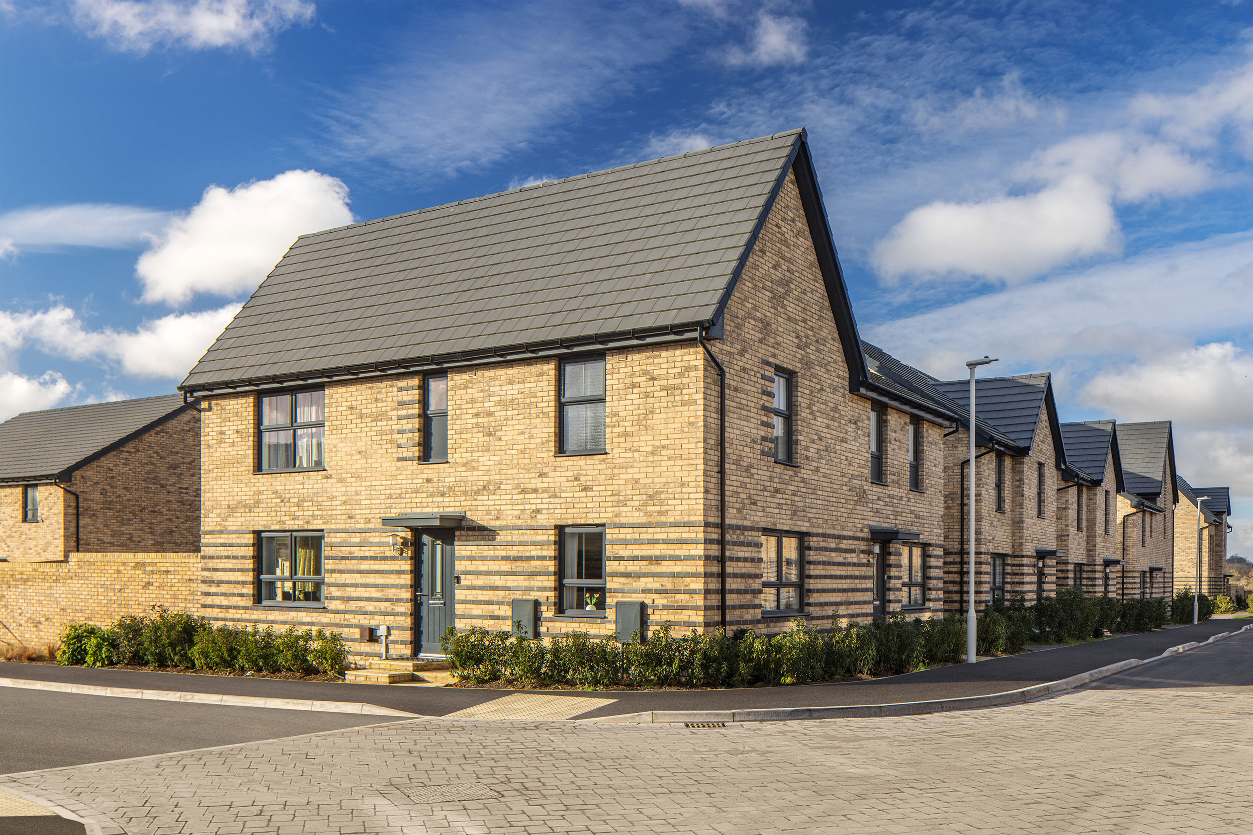 Street scene of Wichel Fields @ Wichelstowe