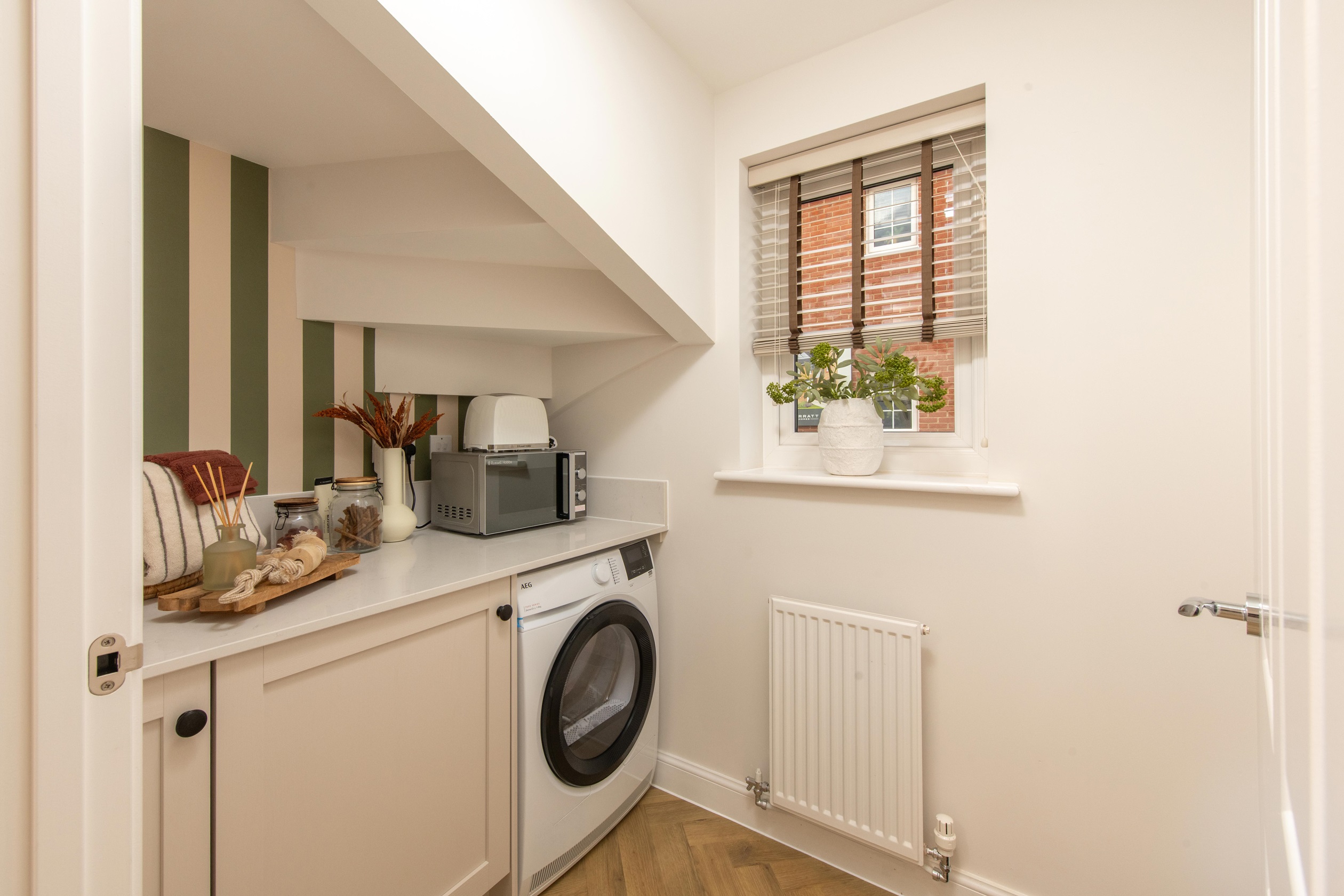 ROMAN GARDENS_BAR_TUDELEY_UTILITY