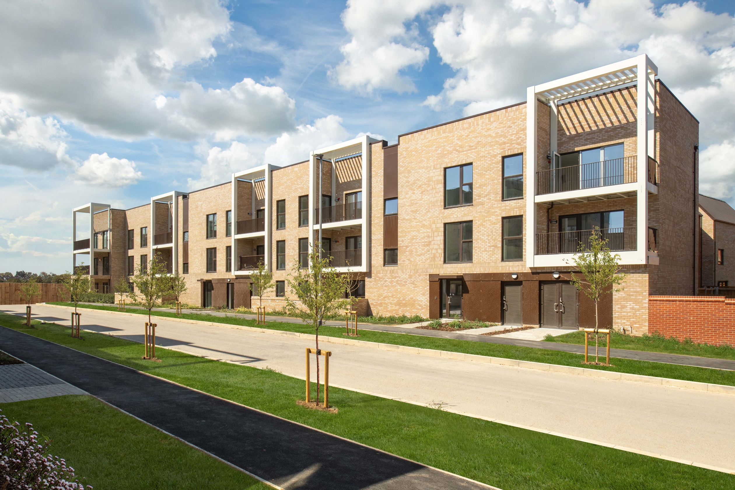 NOBLE HOUSE APARTMENTS