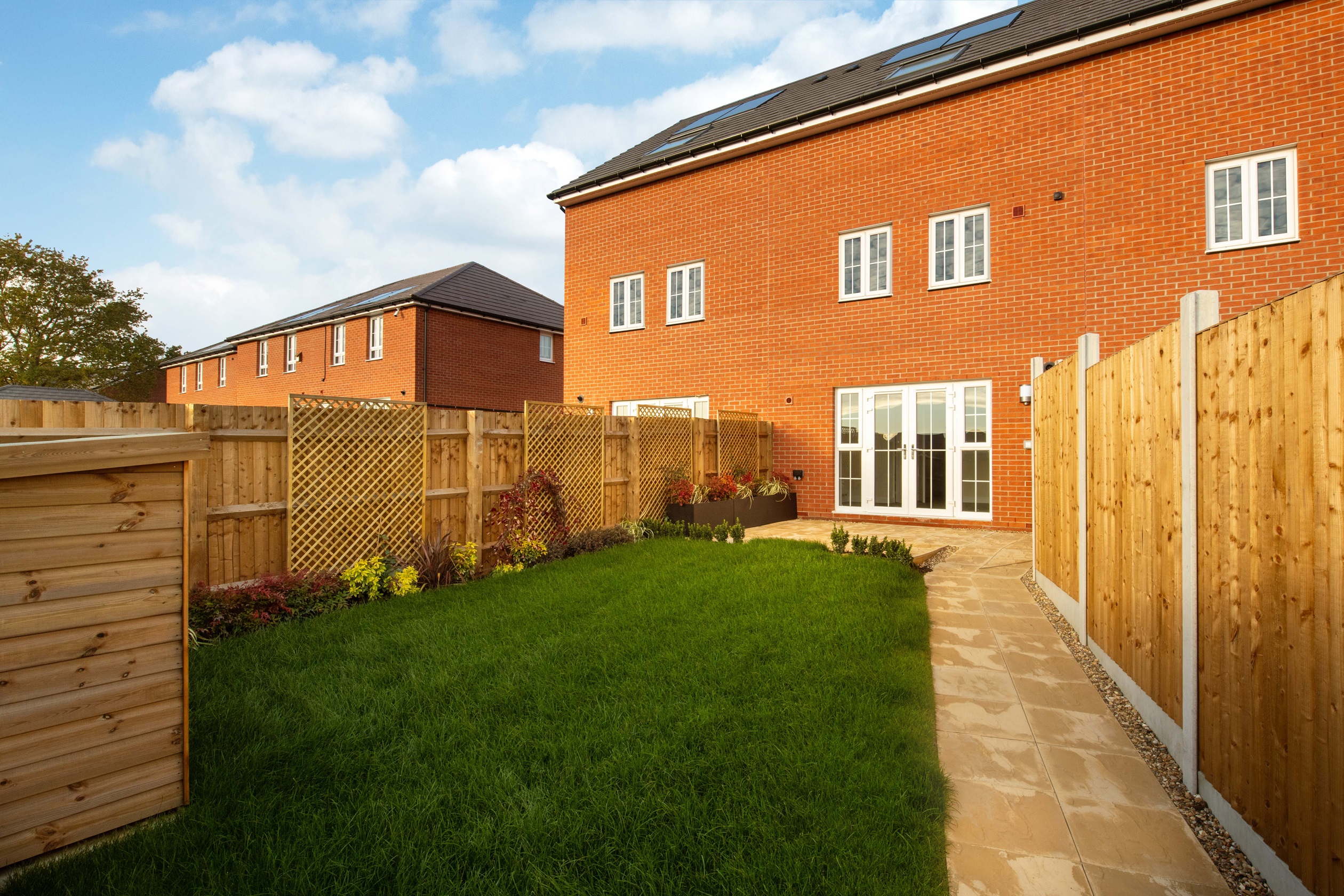 HenleyGate_BAR_Lakenheath_Garden