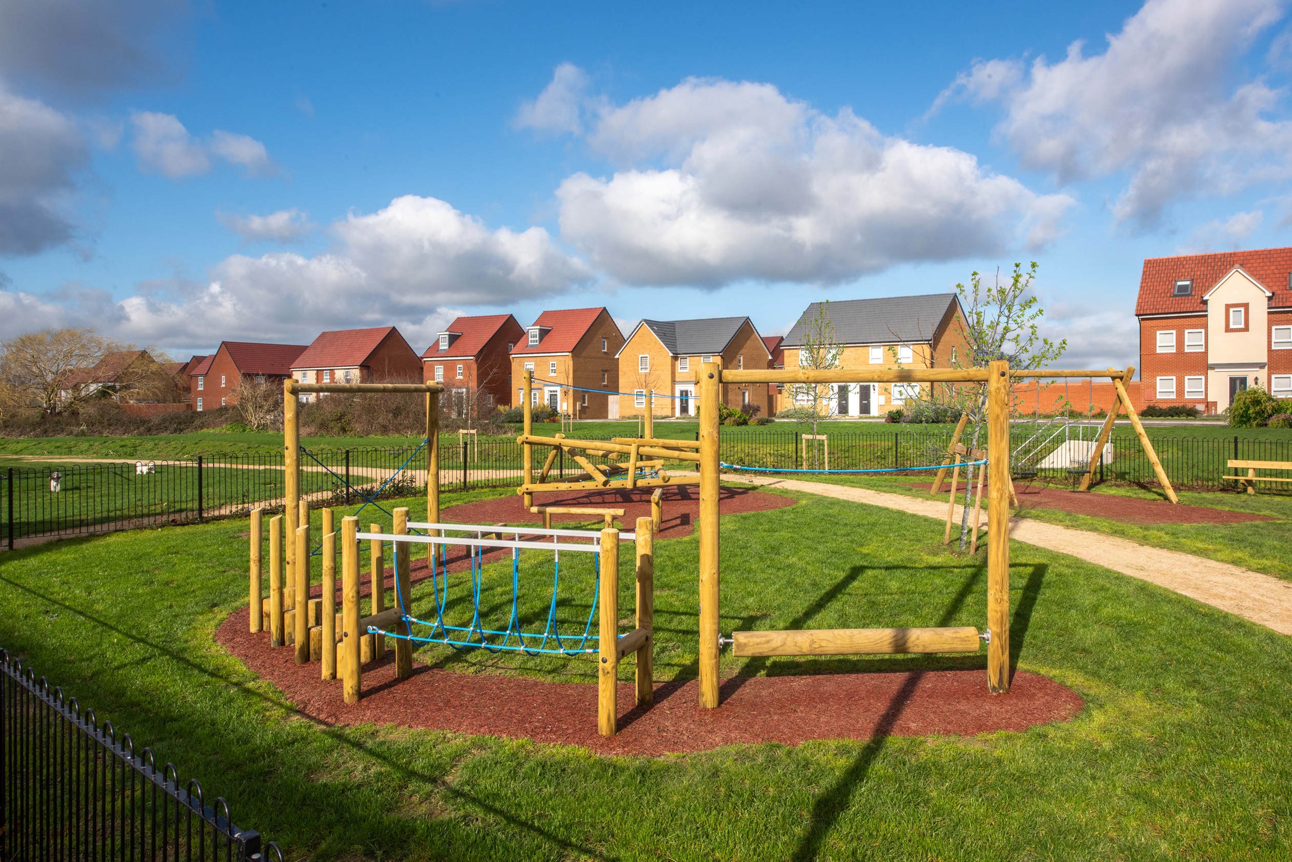 HighElmsPark_BAR_PlayArea