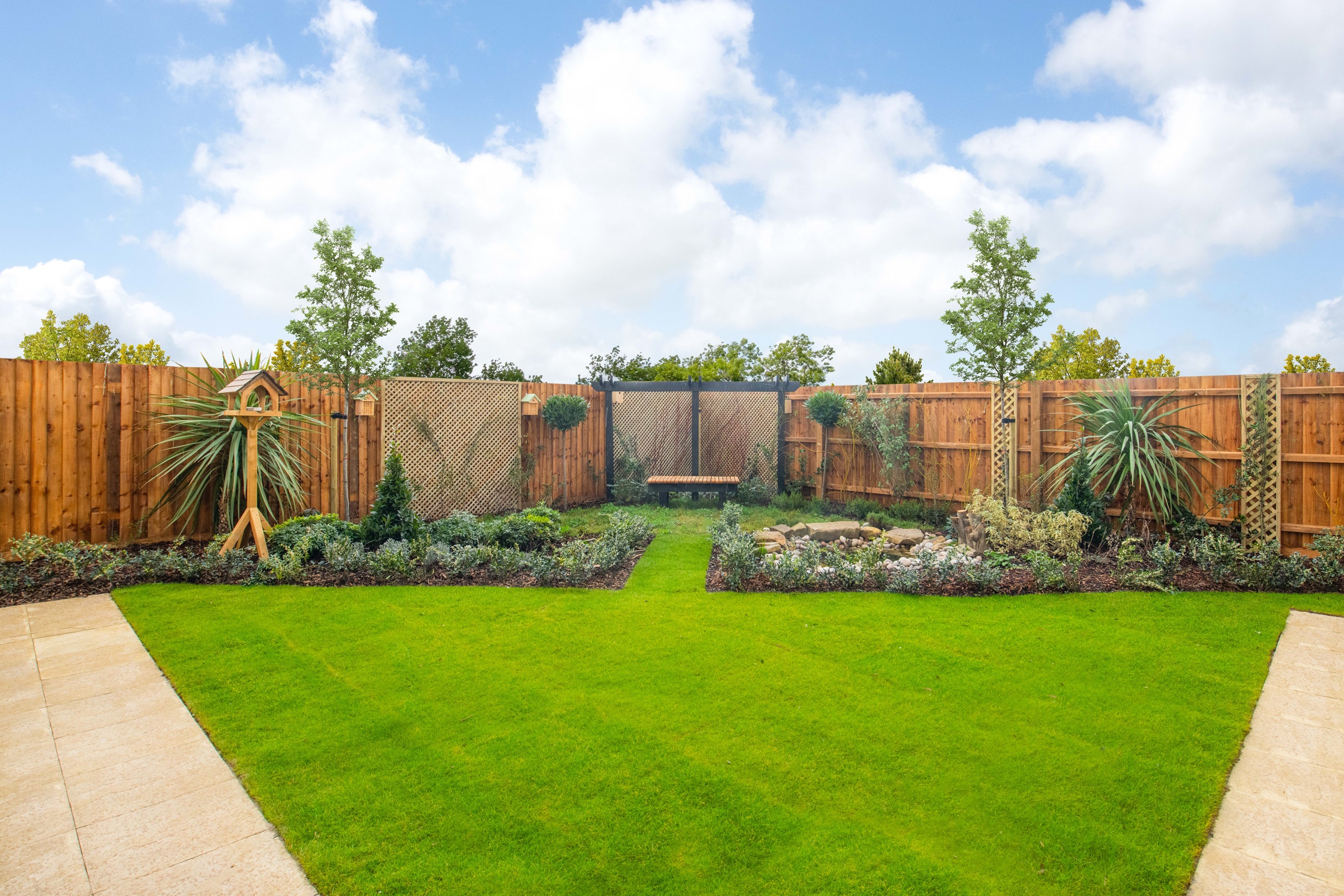 Garden_Holden_MortimerPlace