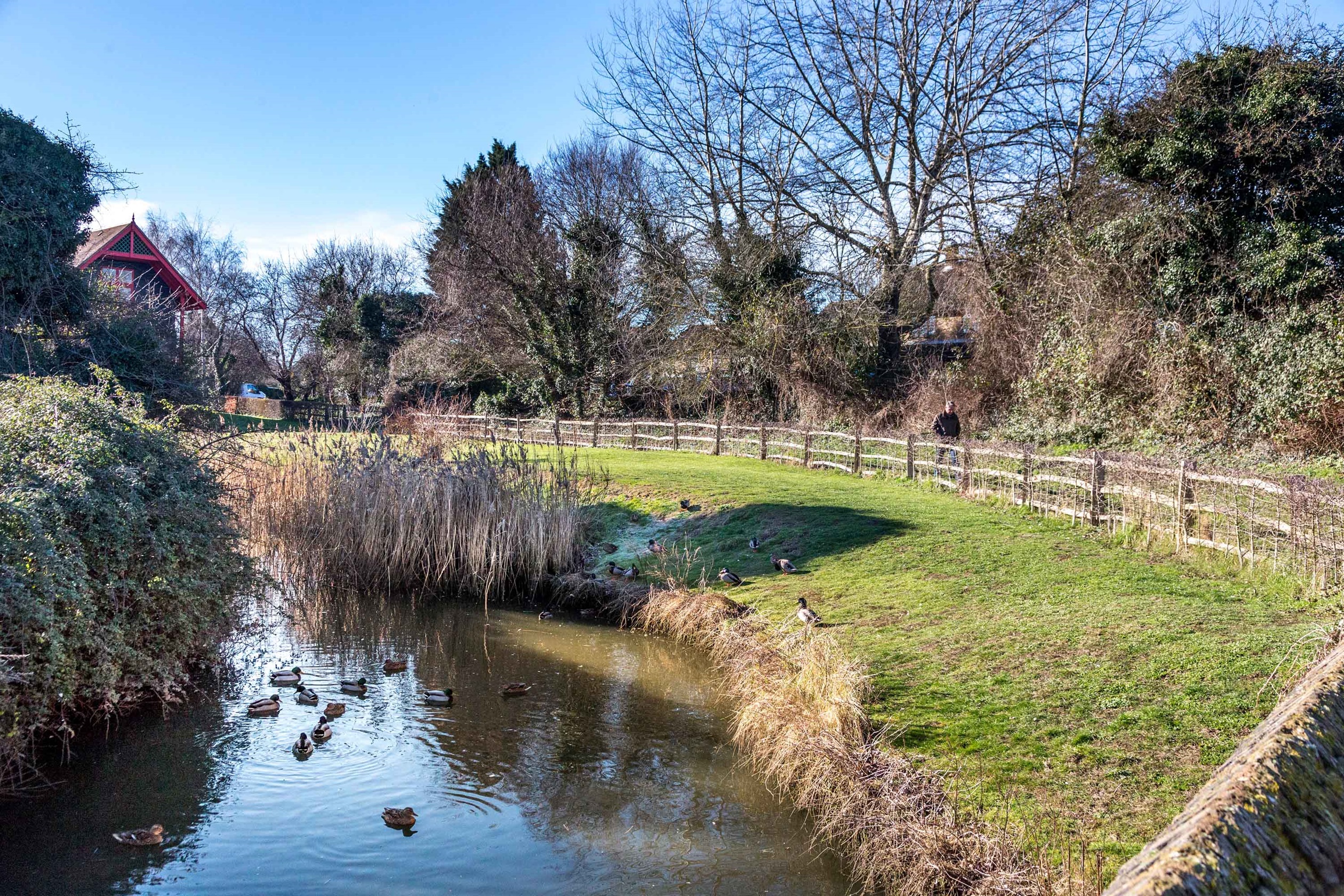 Sittingbourne location local stream and walk