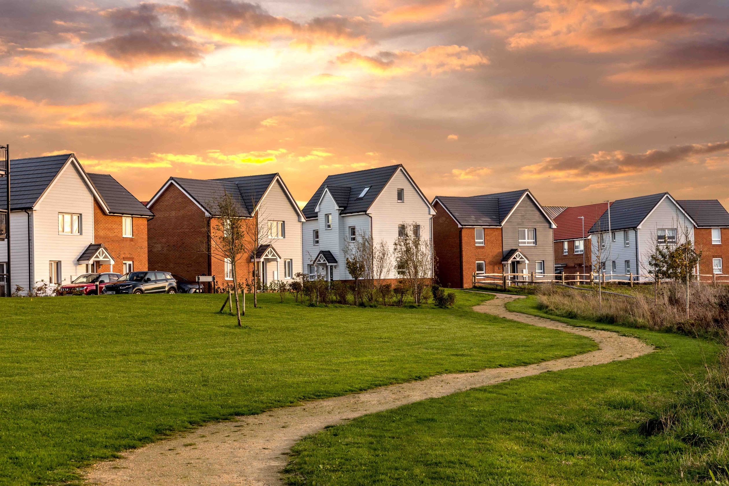 Martello Lakes street scene