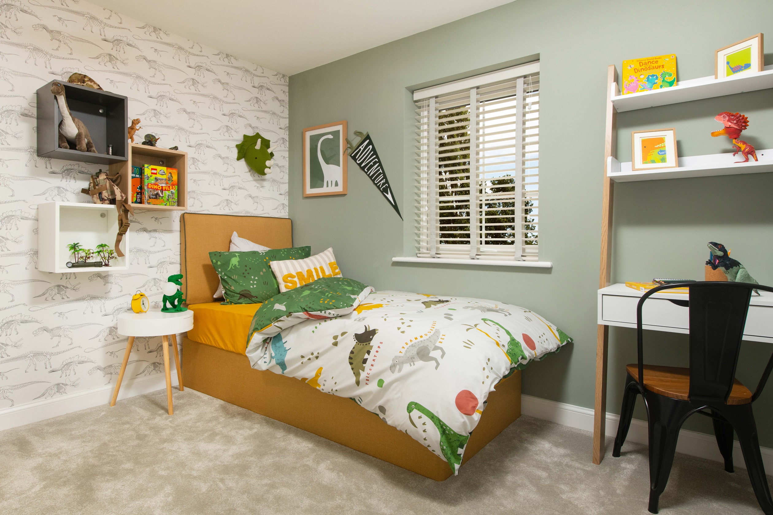 Hemsworth single bedroom