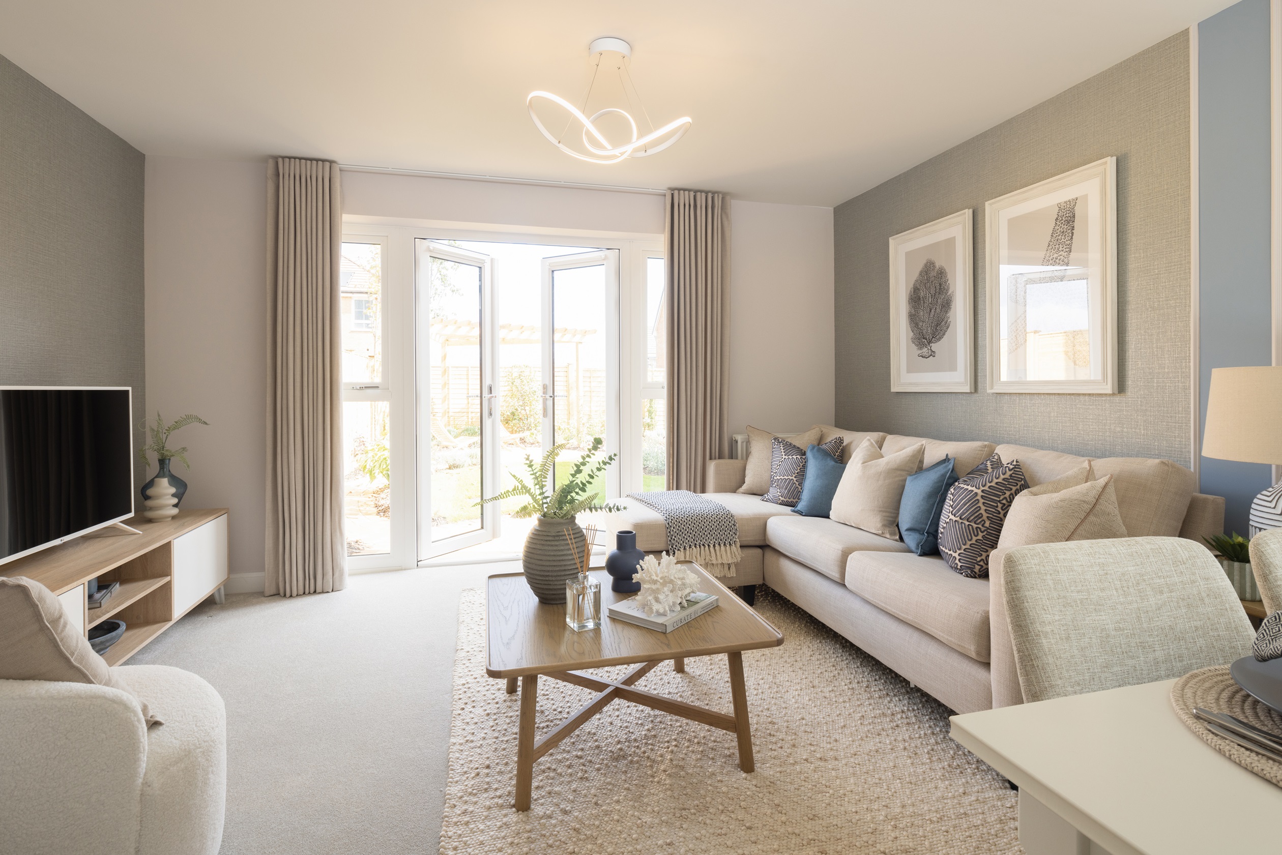 Living and dining room in a 3 bed Norbury