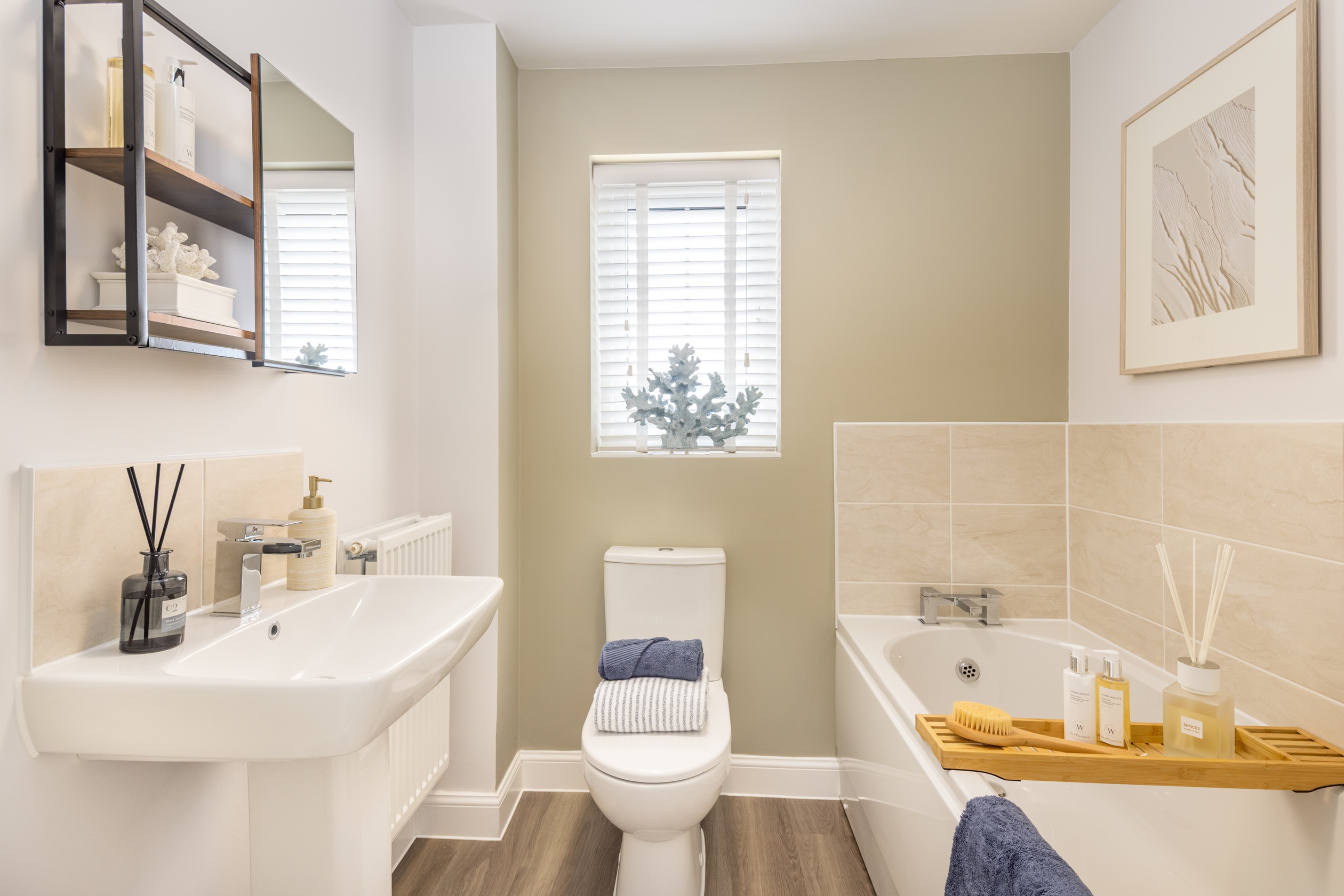 Bathroom in the 4 bedroom Kennisham