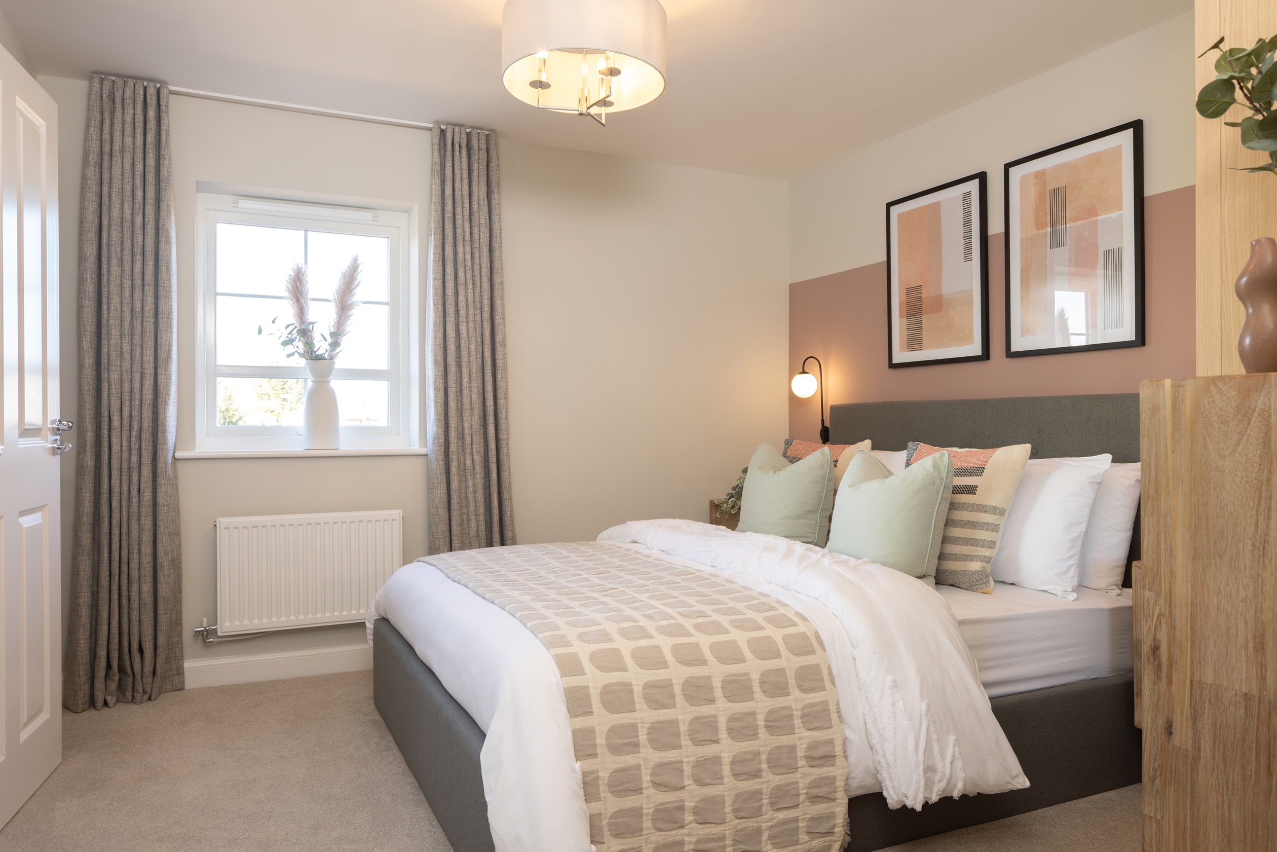 Bedroom in a 3 bed Moresby