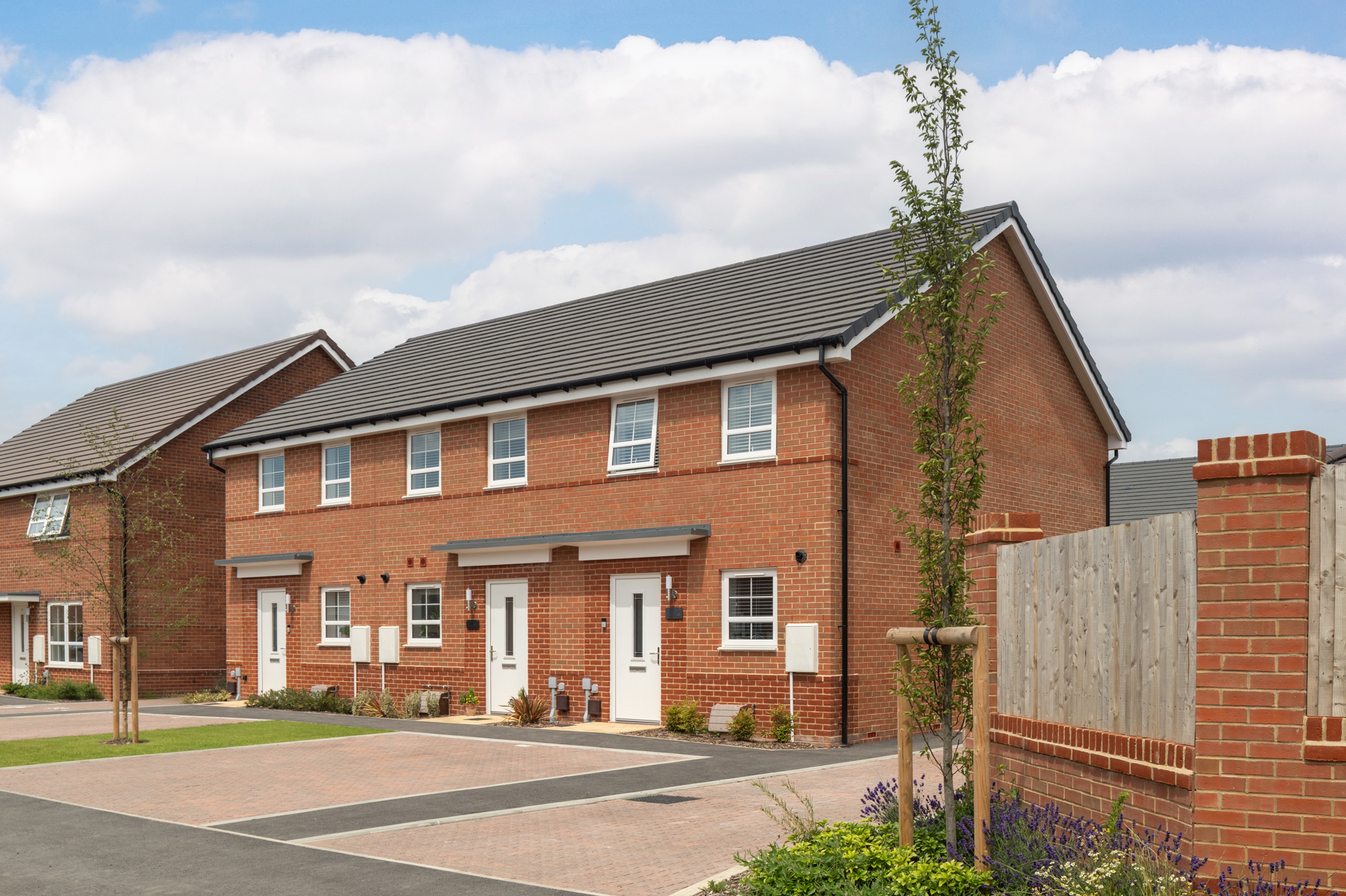 External view of the 2 bedroom Denford at Ryebank Gate July 25
