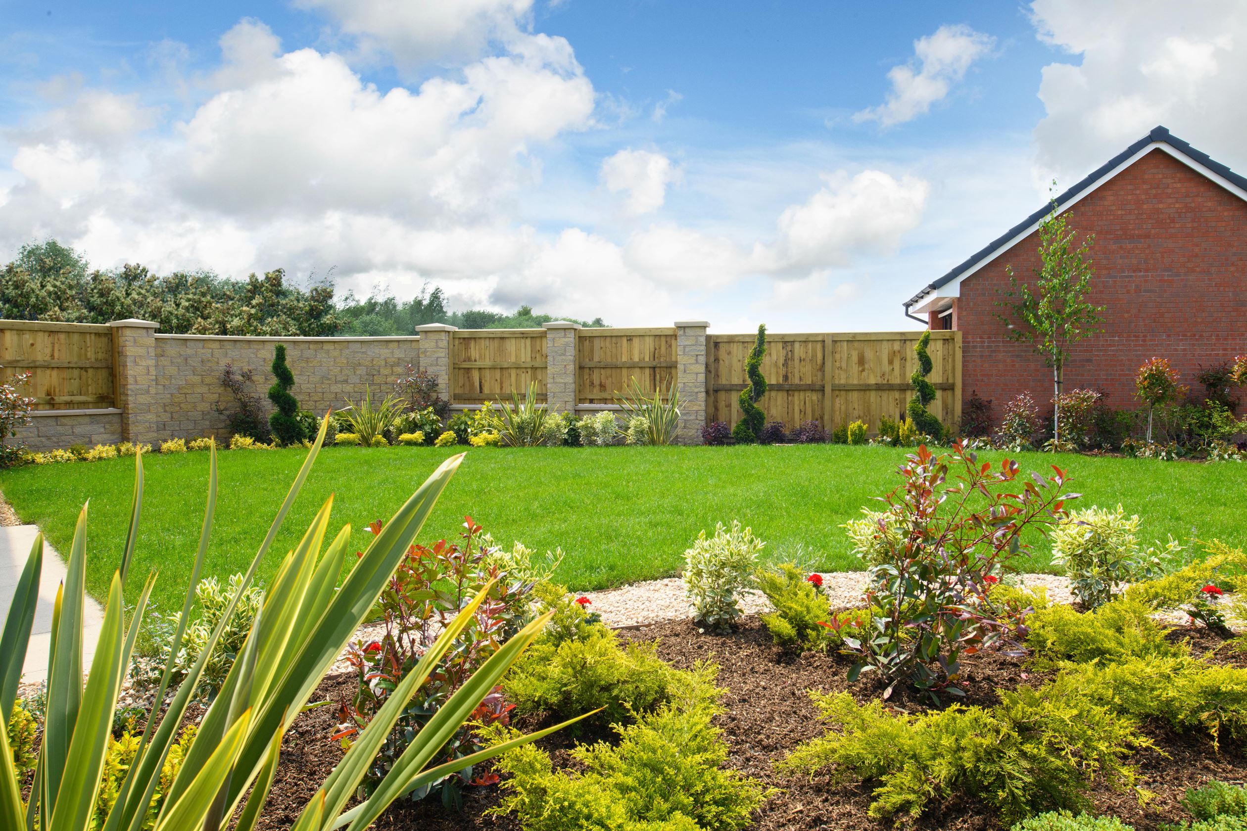 Amberswood Rise show home gardens 