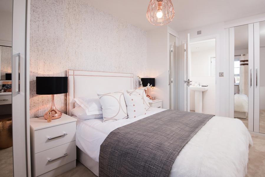 Folketone master bedroom