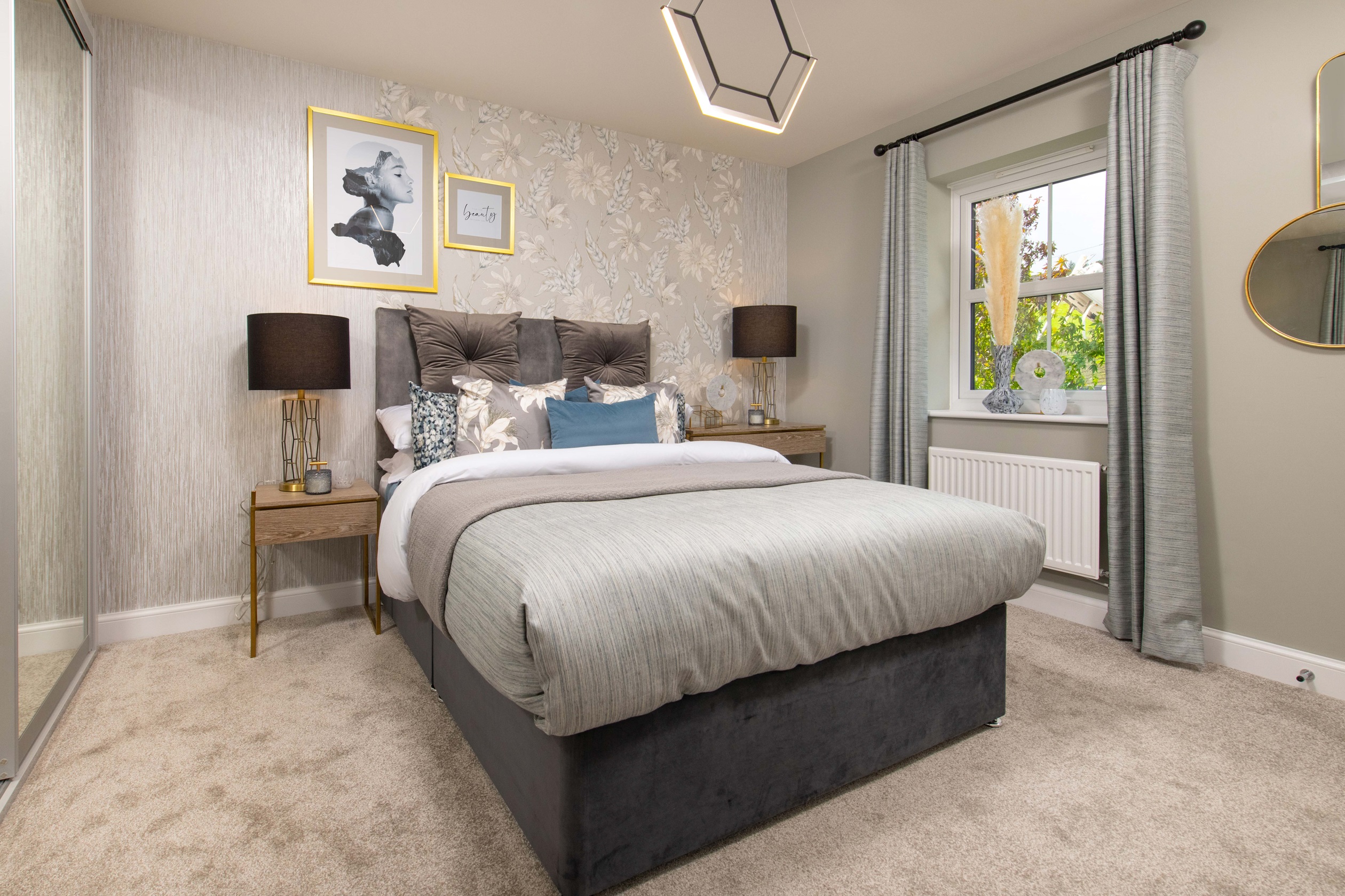 Internal image of the Tamerton bedroom 