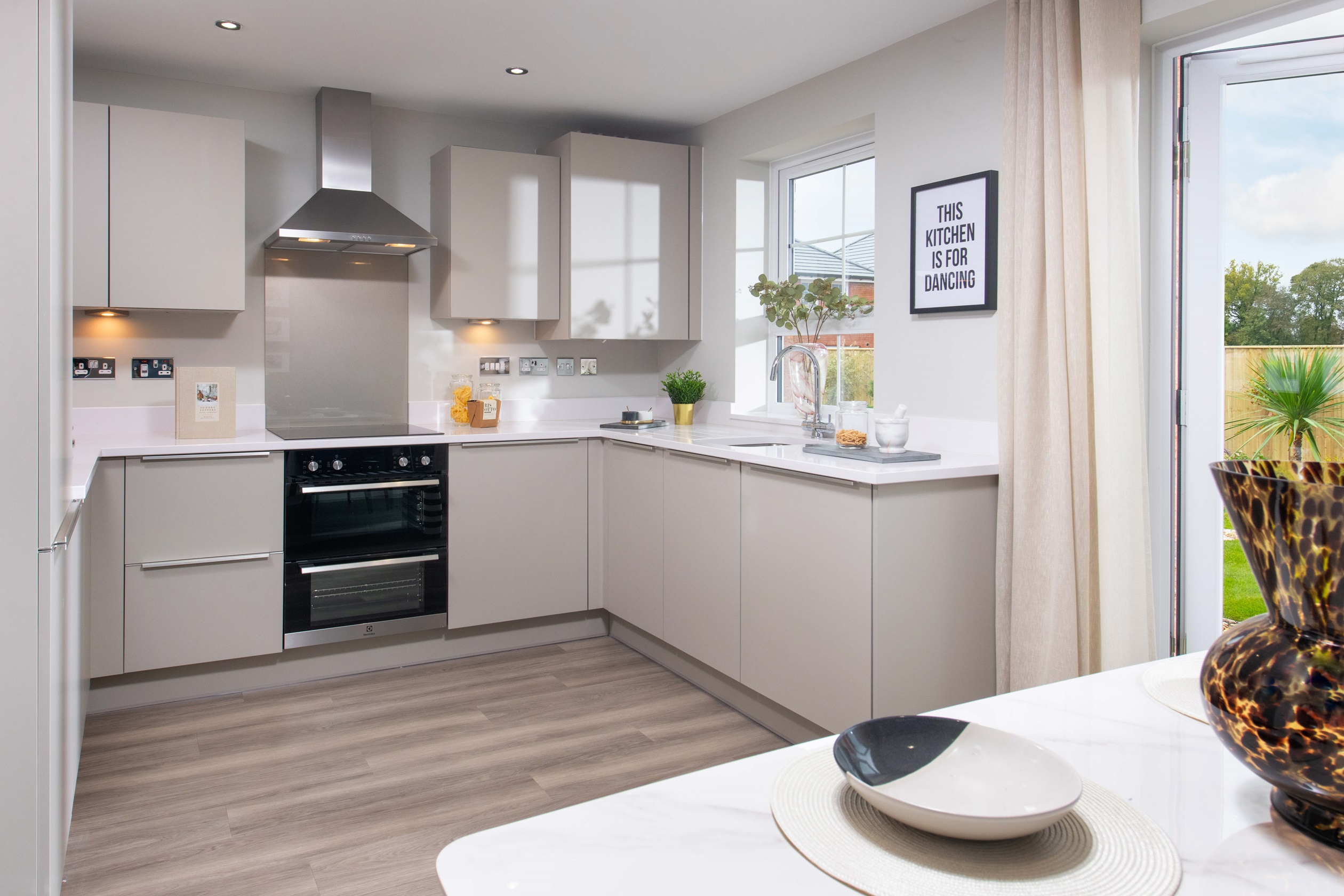 006 BM_RogersonGardens_Preston_Ellerton_3bed