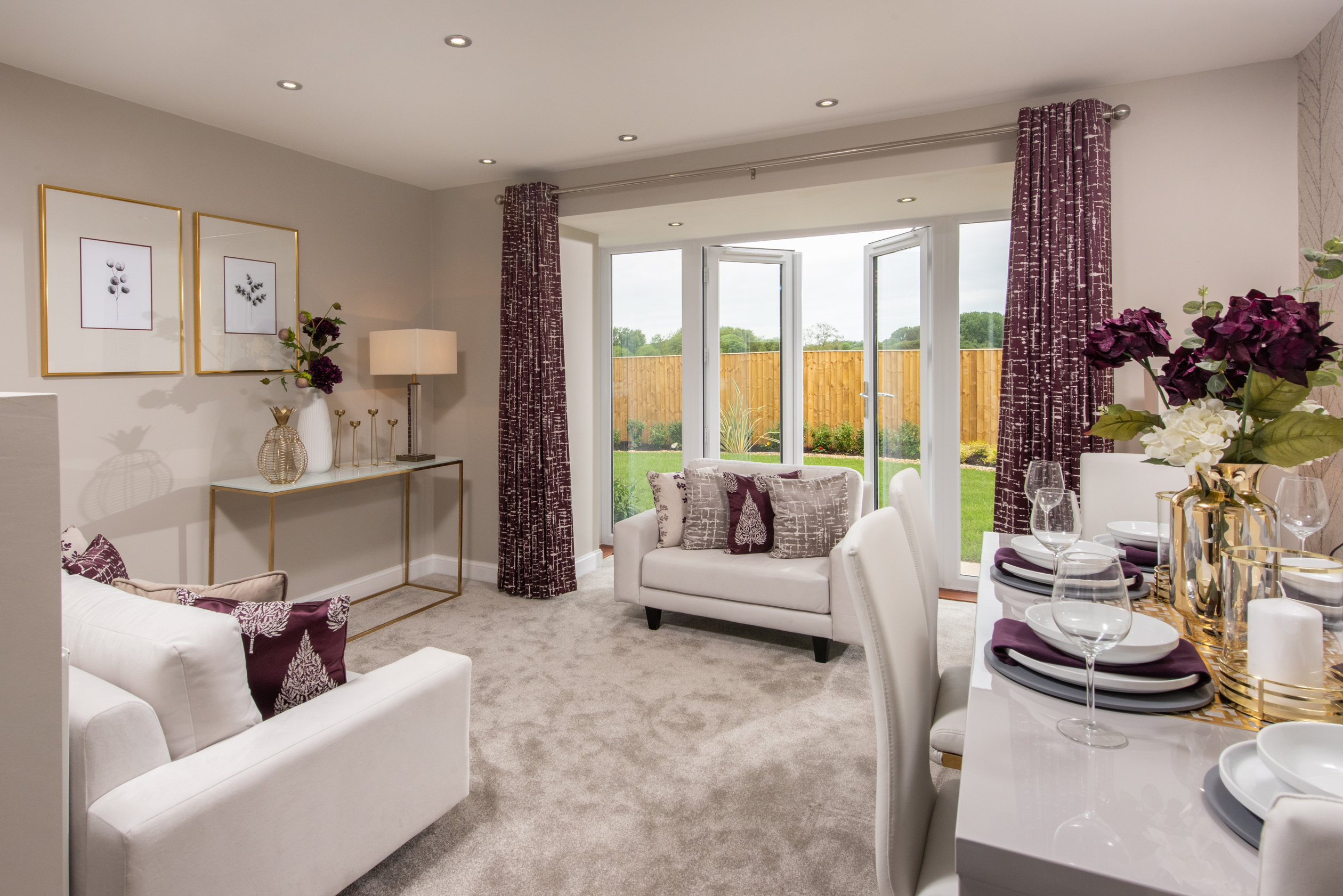 The Helmsley lounge diner french doors to garden 