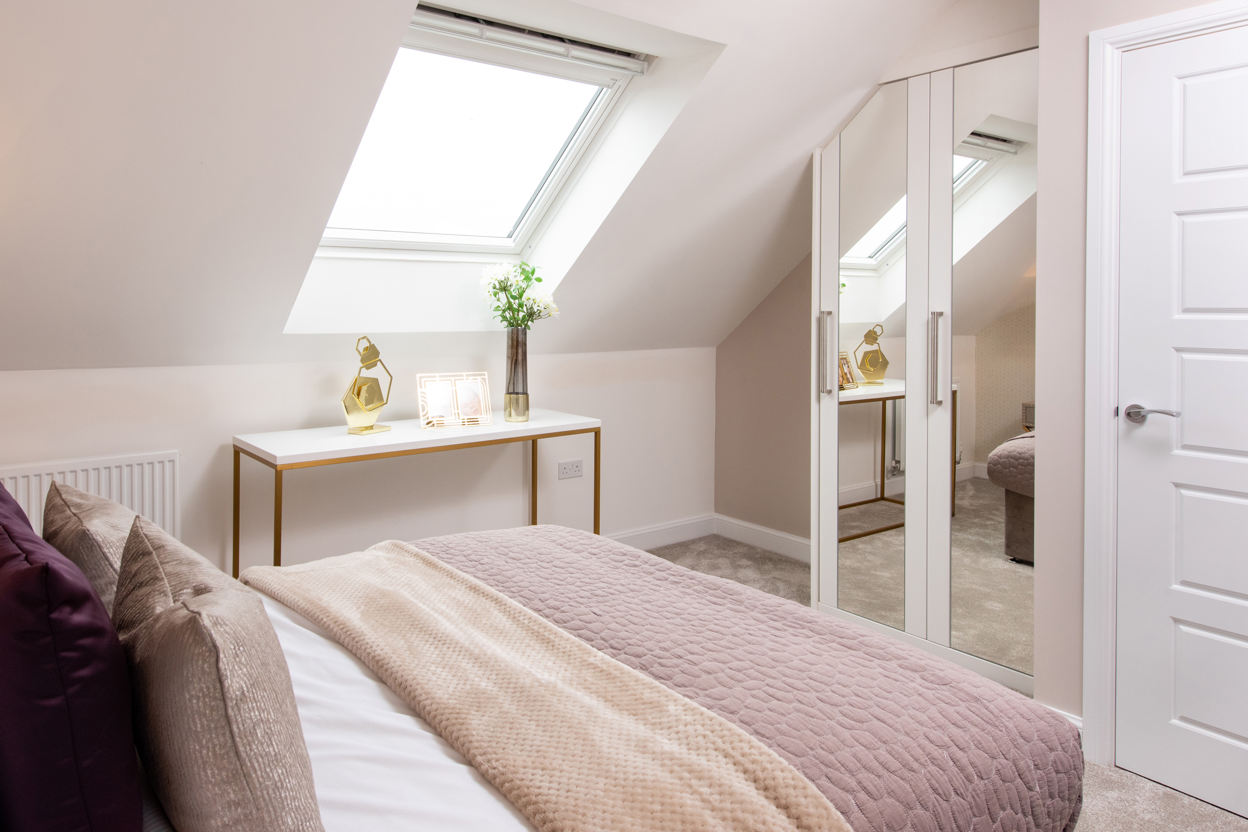 bedroom with skylight 