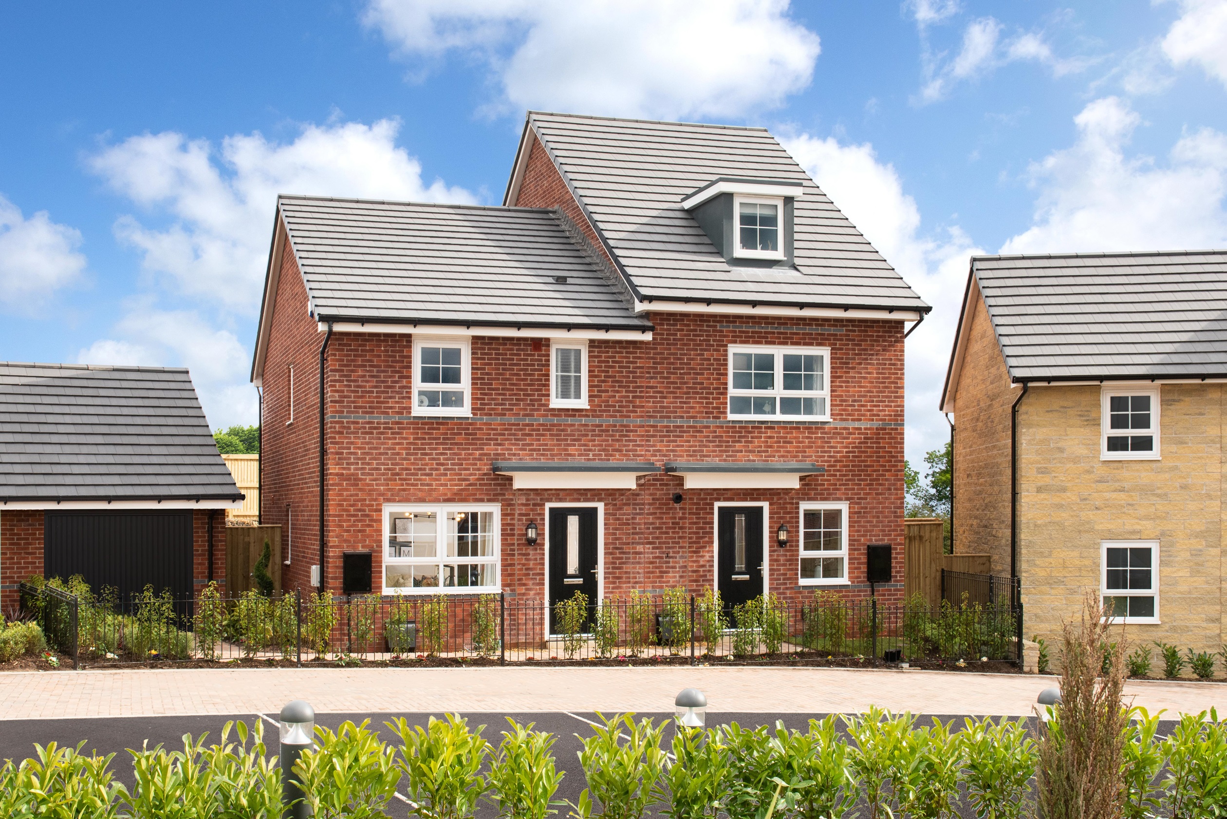 External image of the Ellerton and Kingsville show homes 