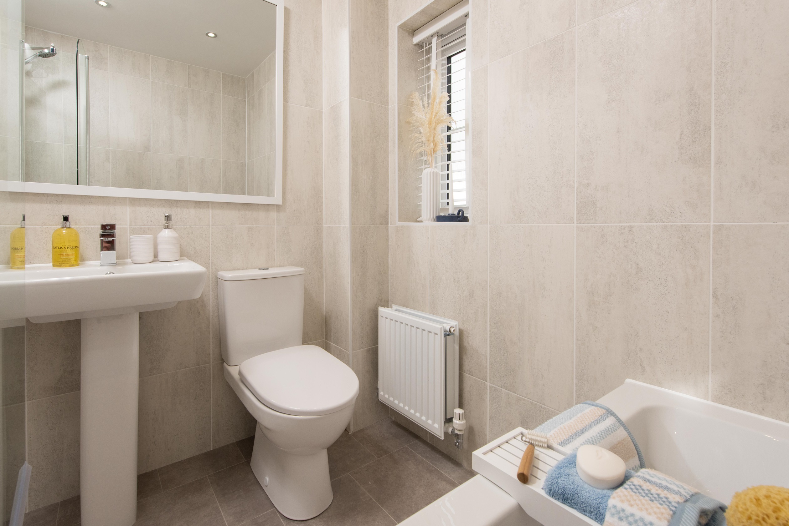 Internal image of the bathroom on the Kingsville 