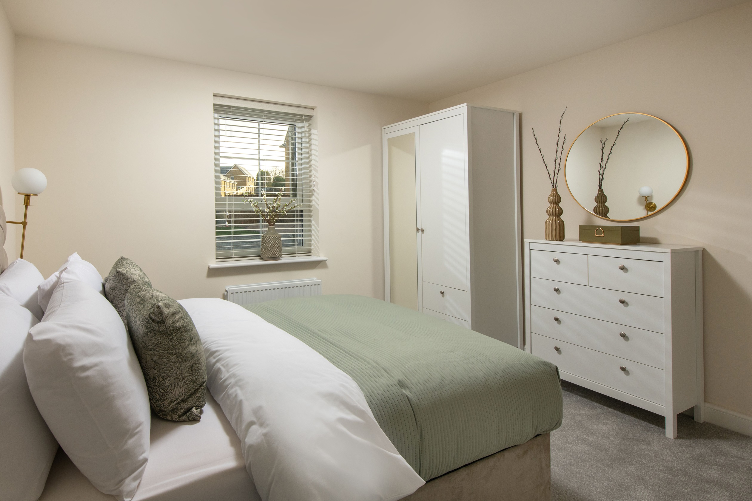 Falkirk double bed 1