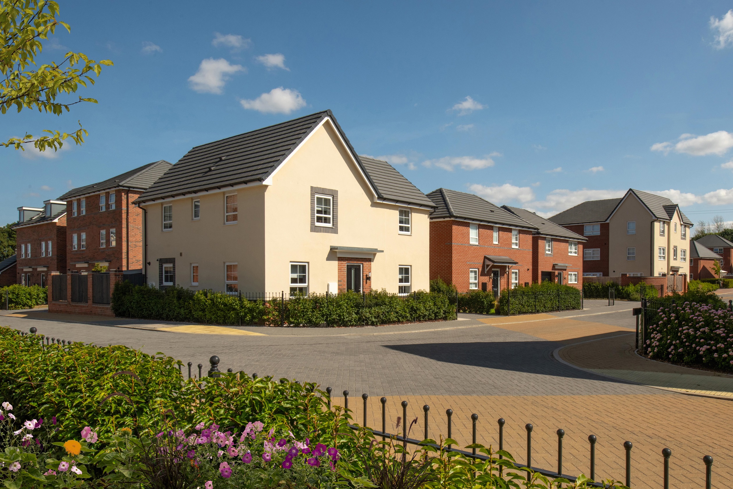 External Barratt Homes street scene at Waterside