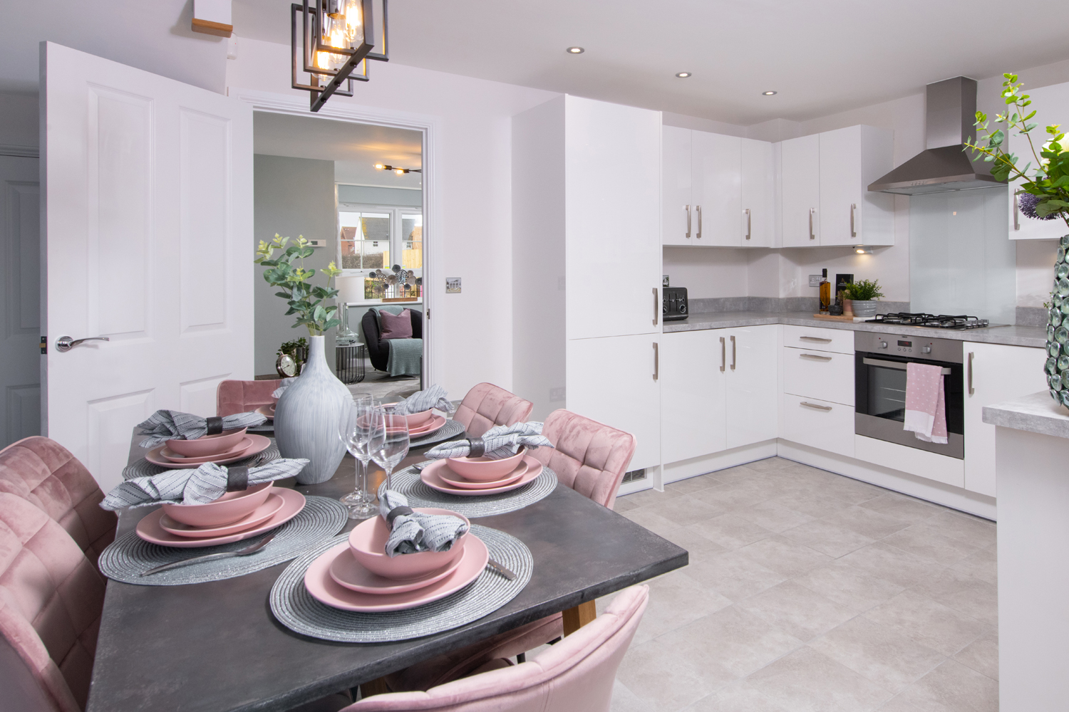 BNM_FernwoodVillageMaidstoneKitchen_Diner1