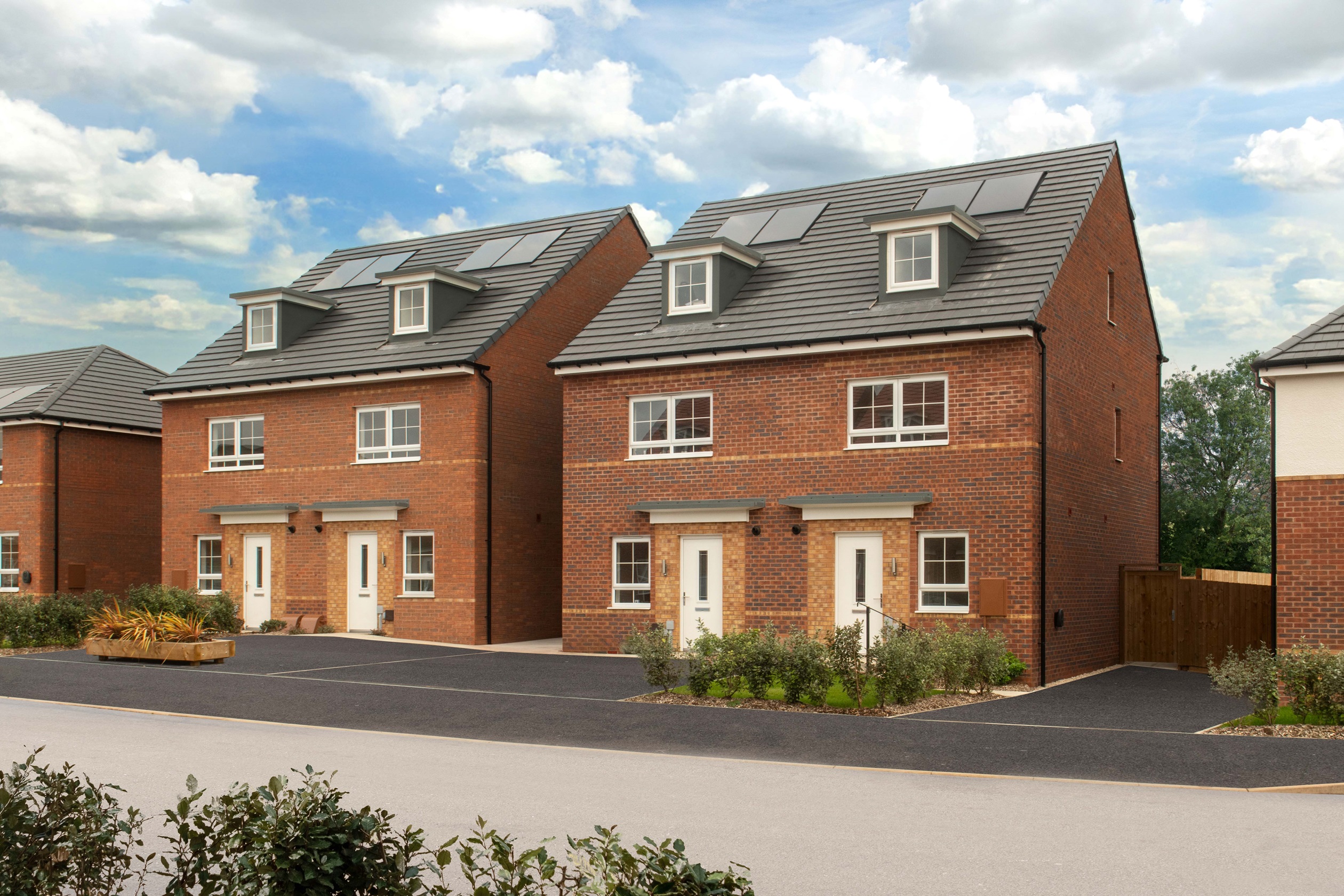 Street scene of hollygate