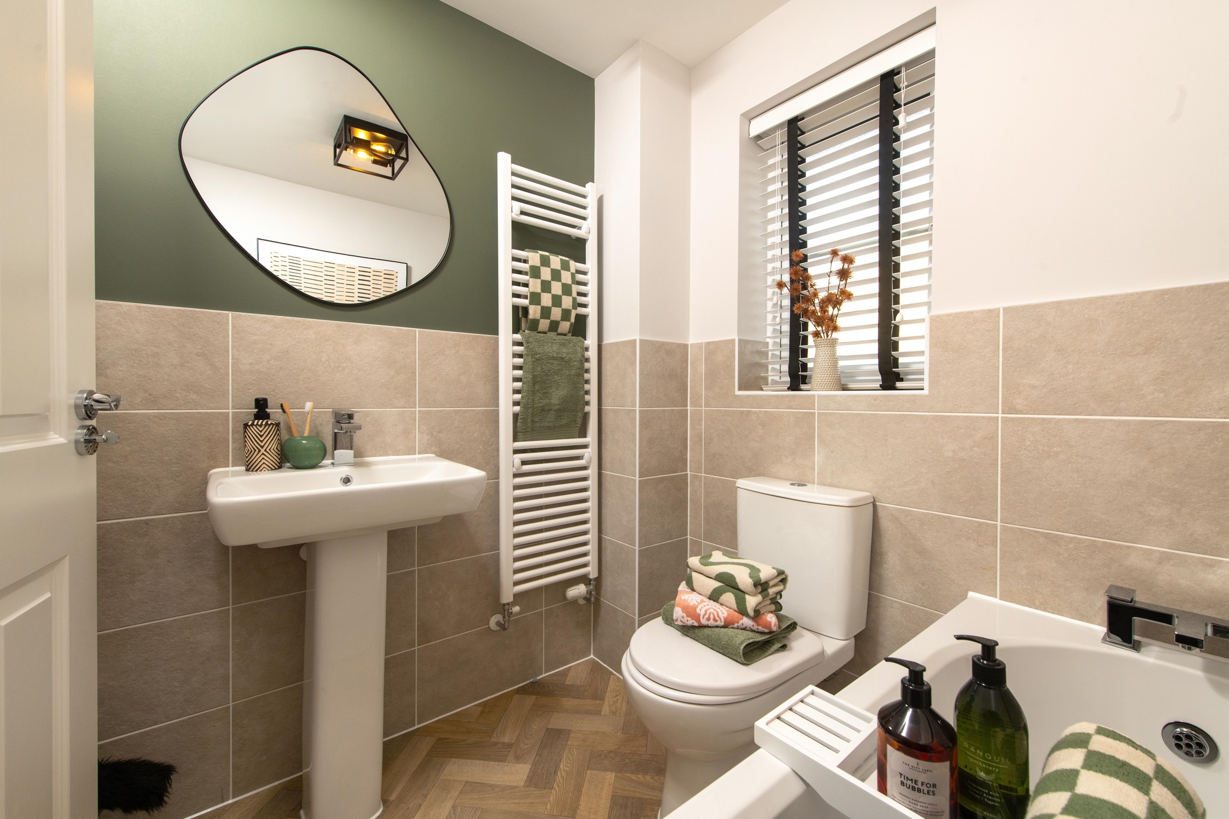 Ellerton internal Hollygate 