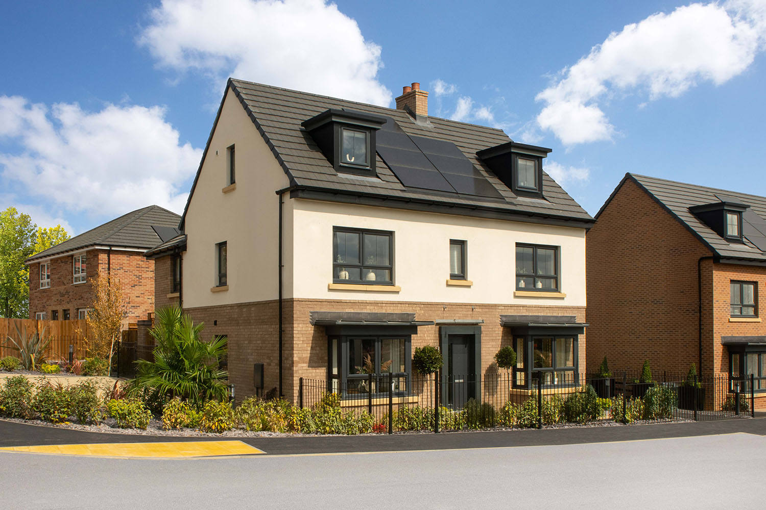 The exterior of The Marlowe Show Home at New Lubbesthorpe, Leicester