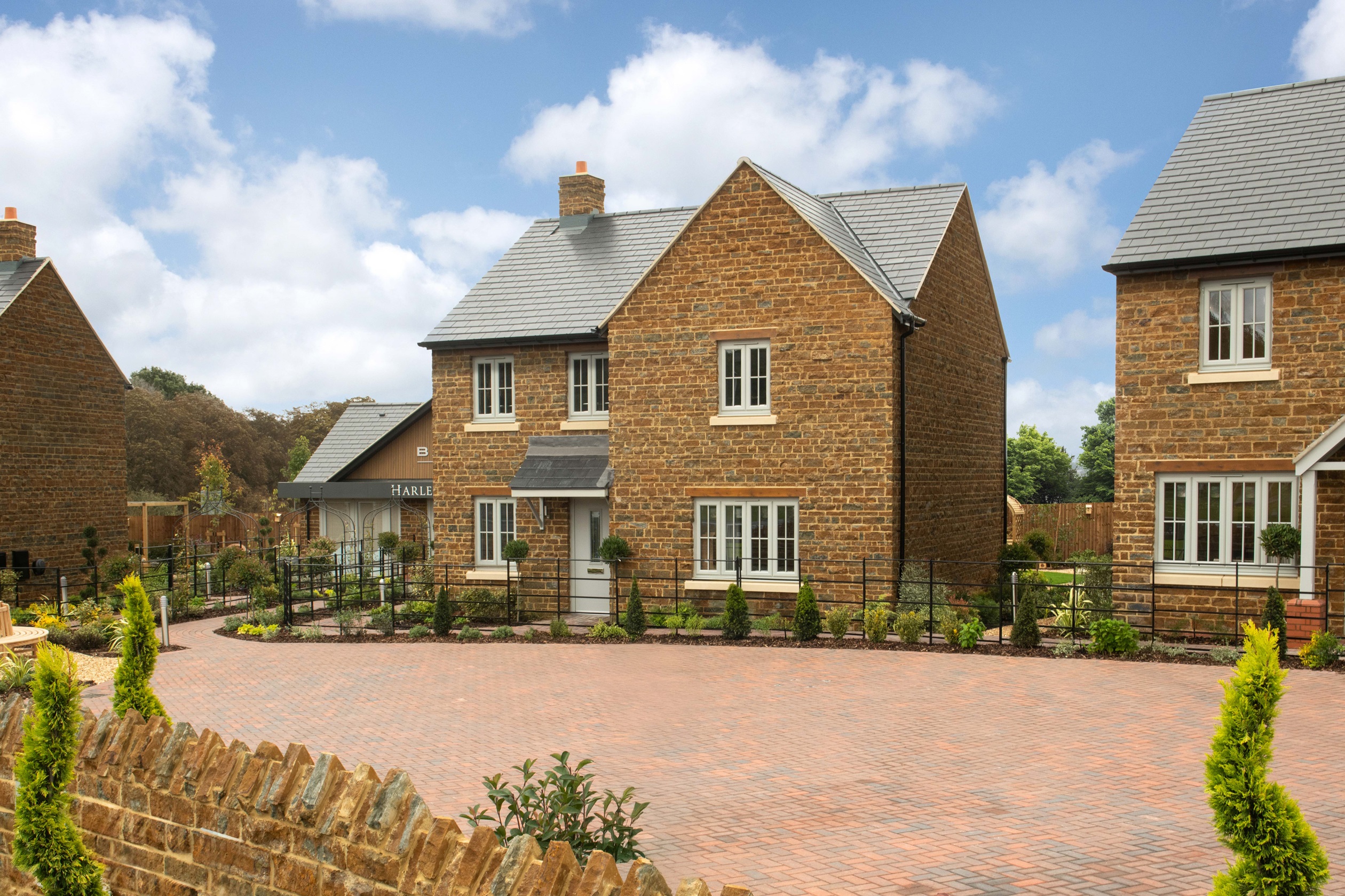 BAR NN Harlestone Radleigh Show Home