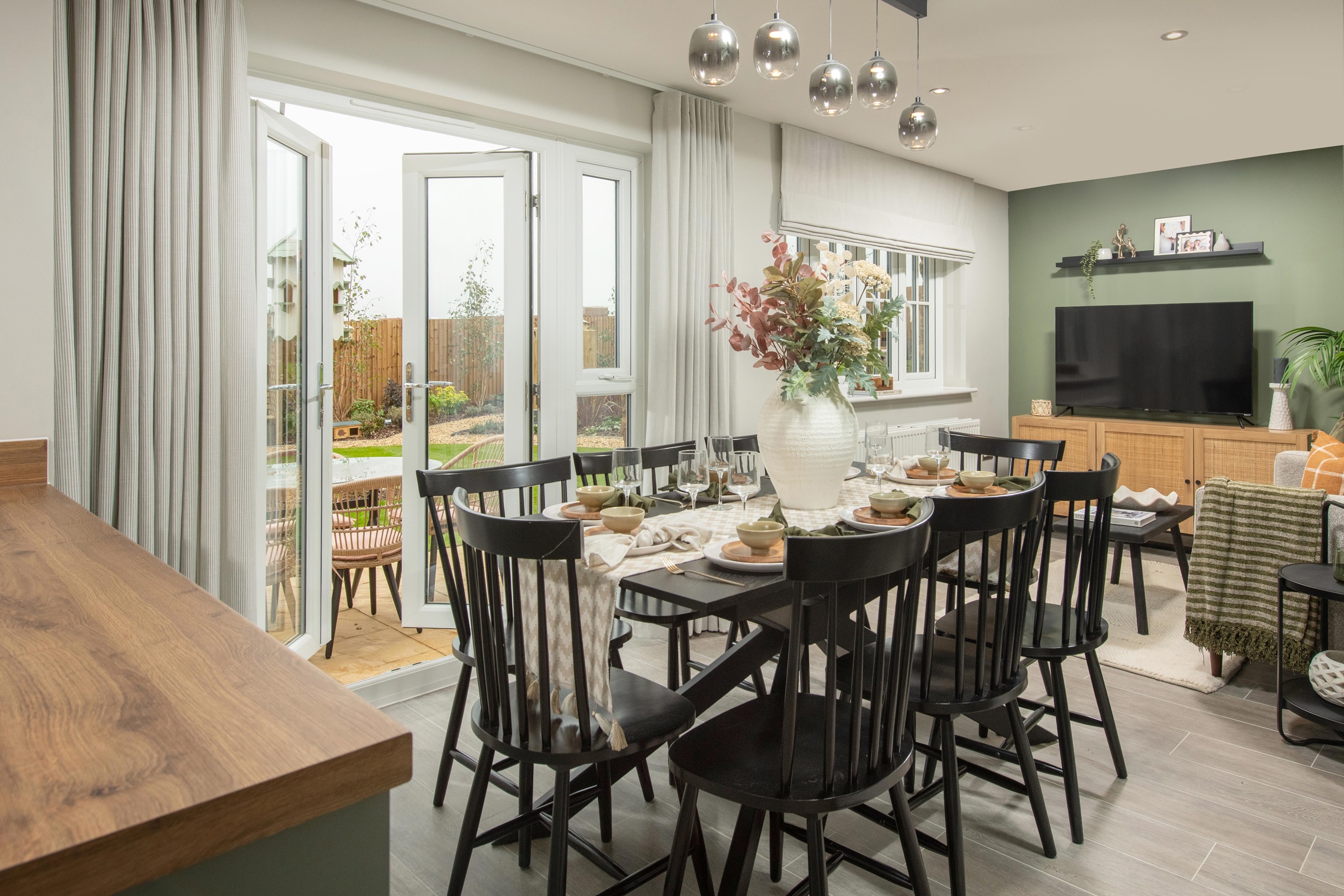 BAR NN Harlestone Grange Radleigh Show Home internal