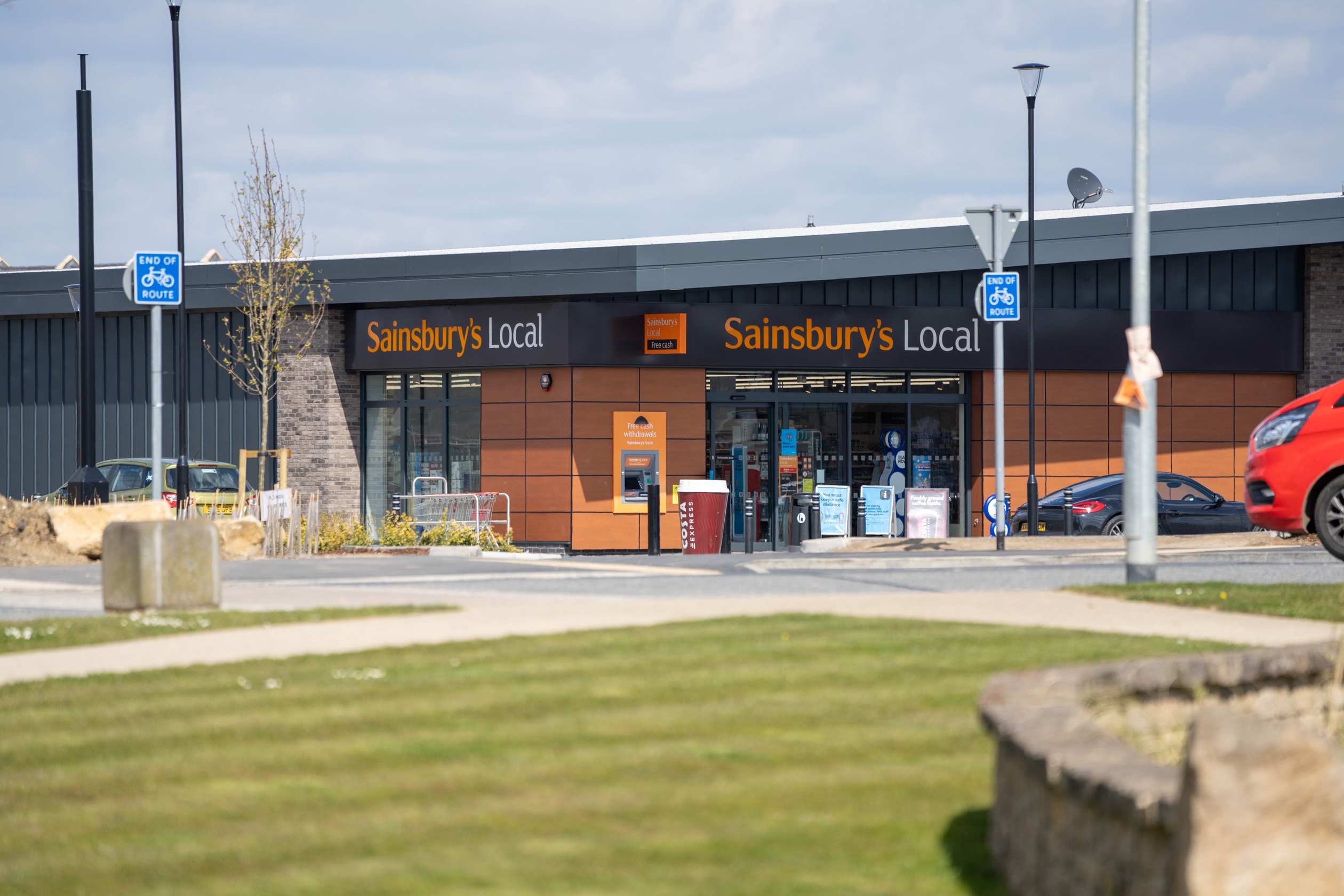 Amenities at Priors Hall Park