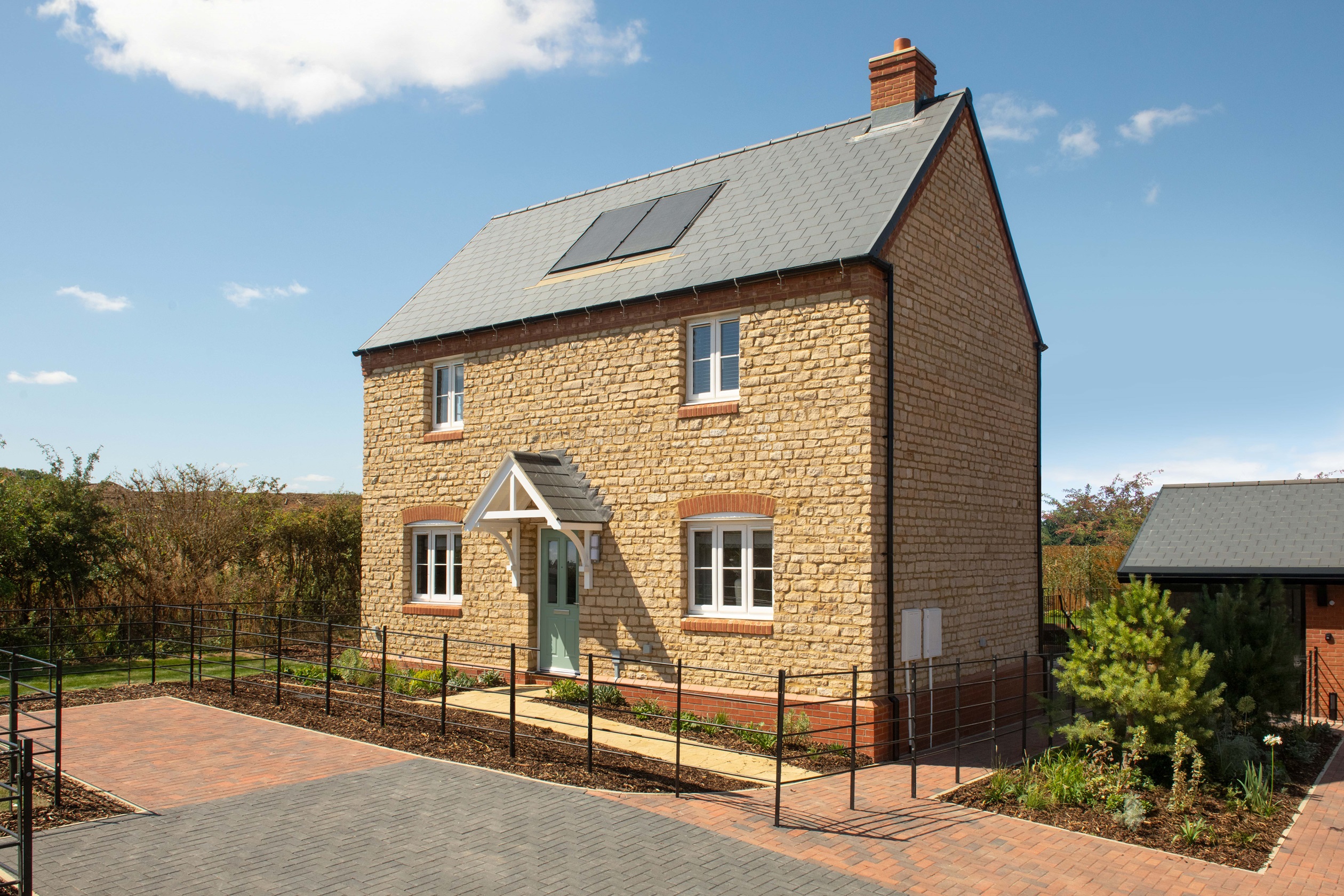 BAR NN Towcester Grange Alderney Show Home