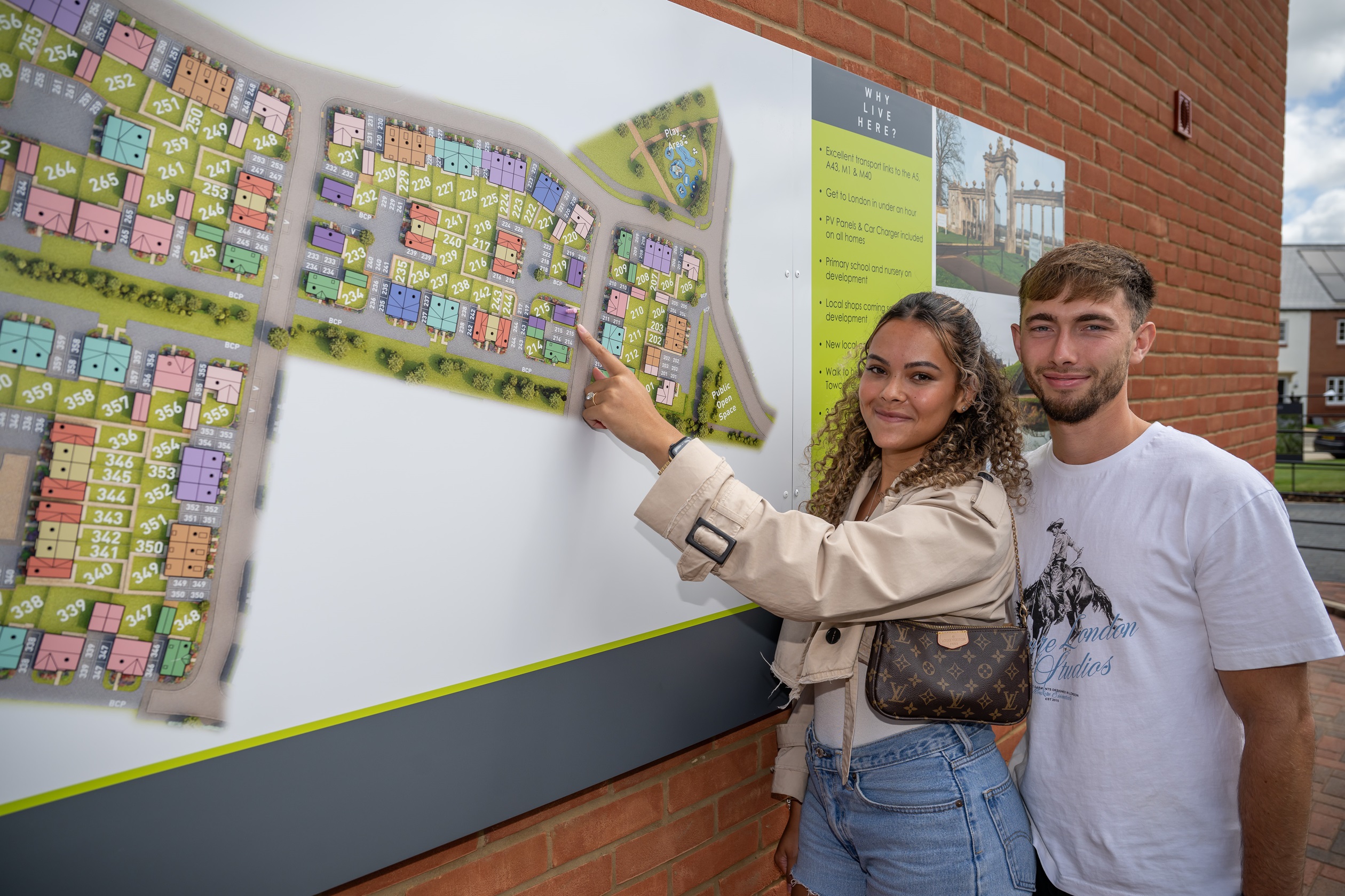 BAR NN Towcester Grange customers