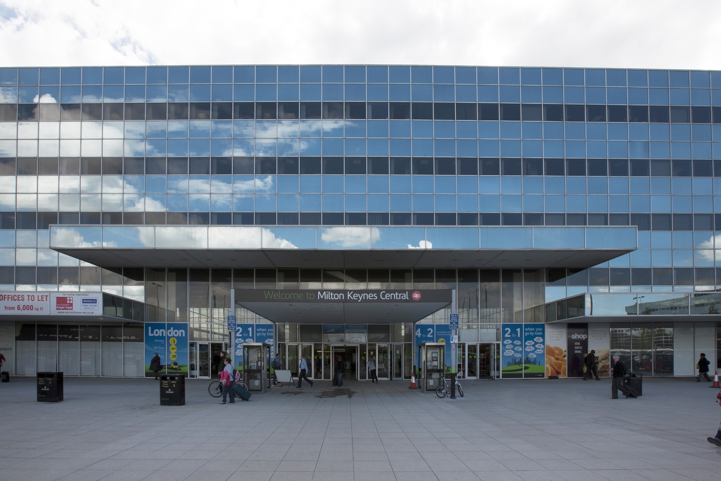 Train Station Milton Keynes