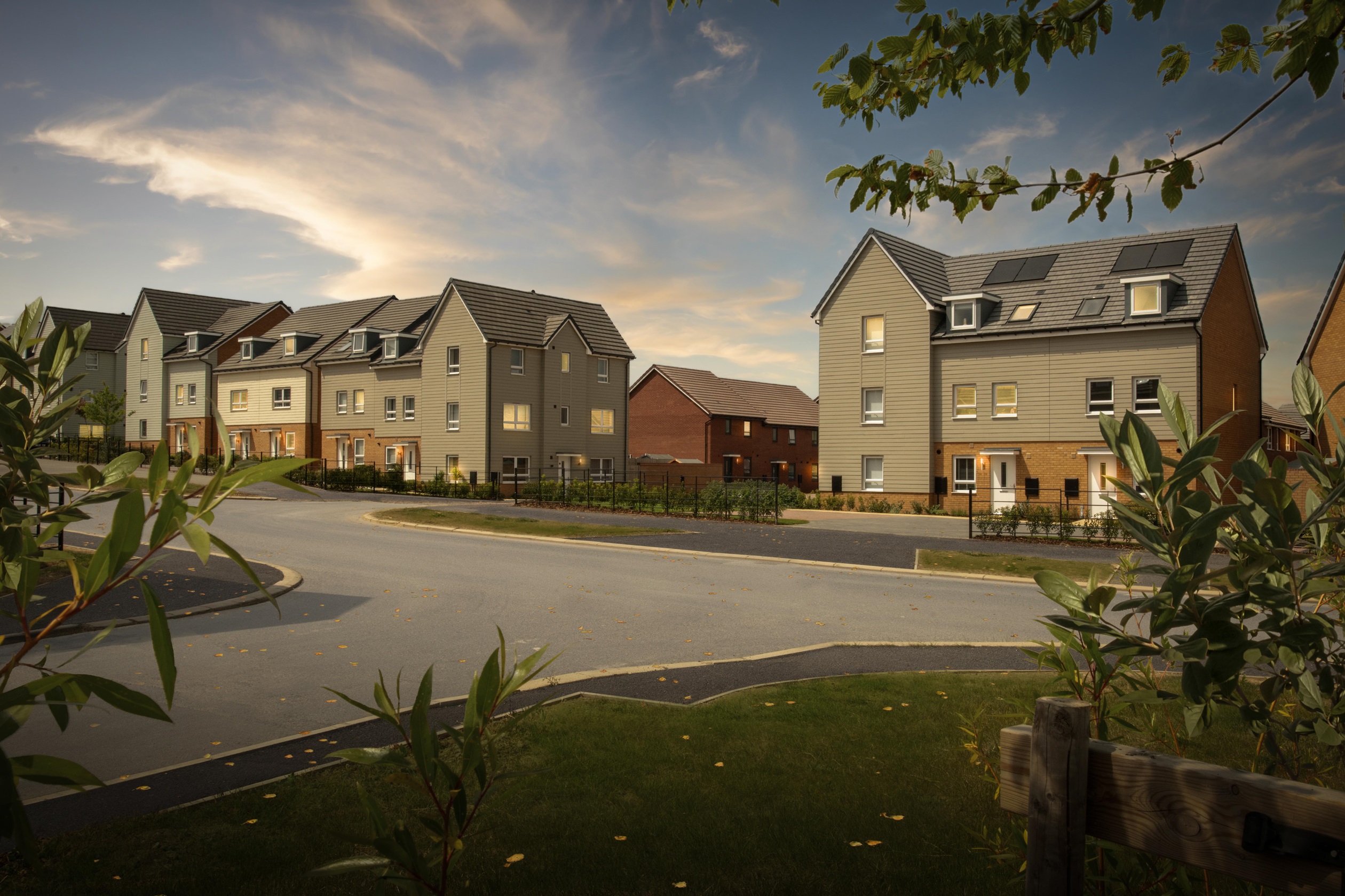 BAR NN Glenvale BH street scene 