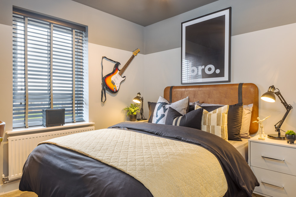 AfonLas_Radleigh bed 4