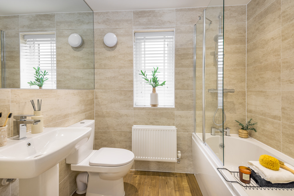 AfonLas_Radleigh family bathroom