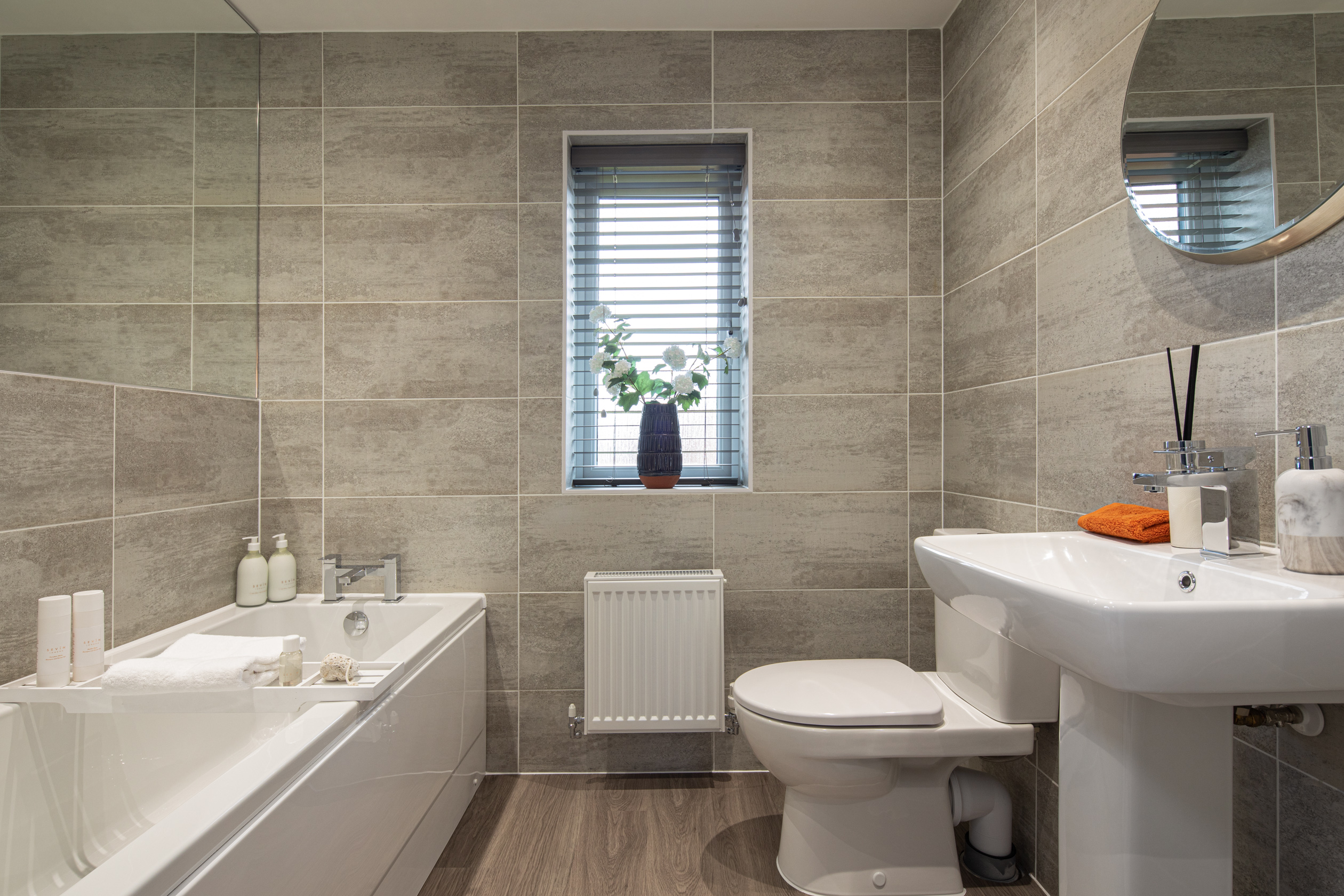 Radleigh bathroom 4 bed home