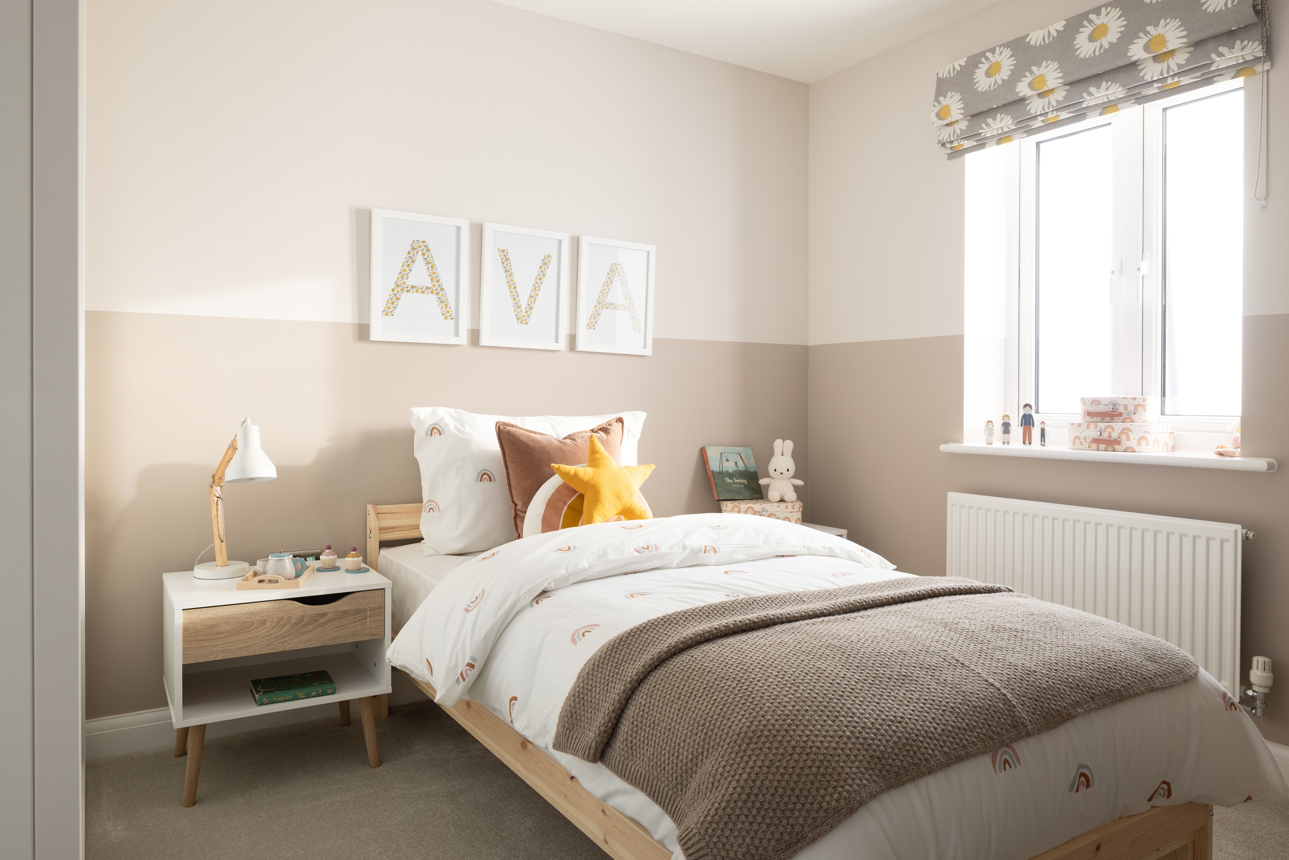 Single bedroom in the Radleigh 4 bedroom detached home