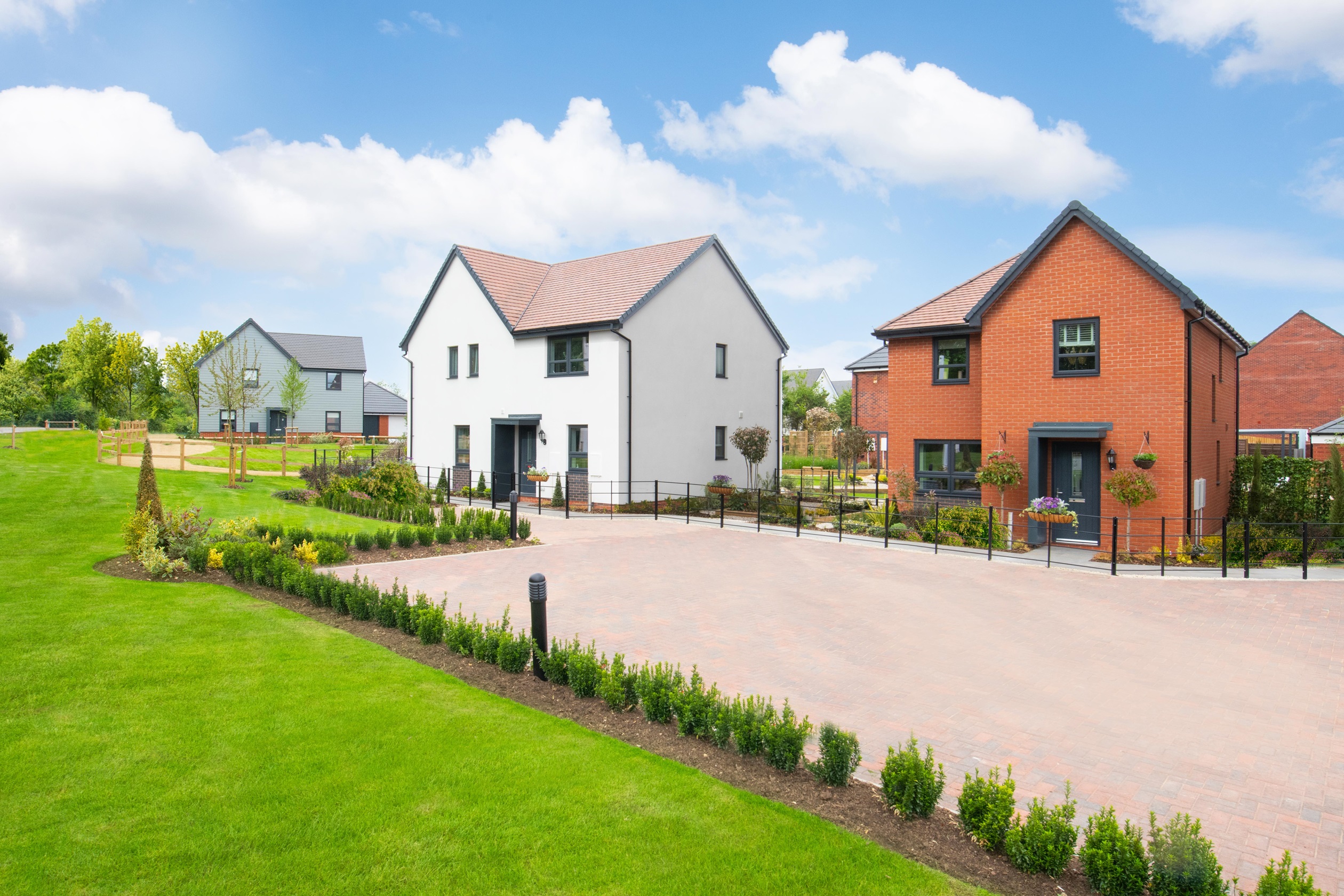 Aston Grange New Build Houses in Lighthorne Heath, Warwickshire