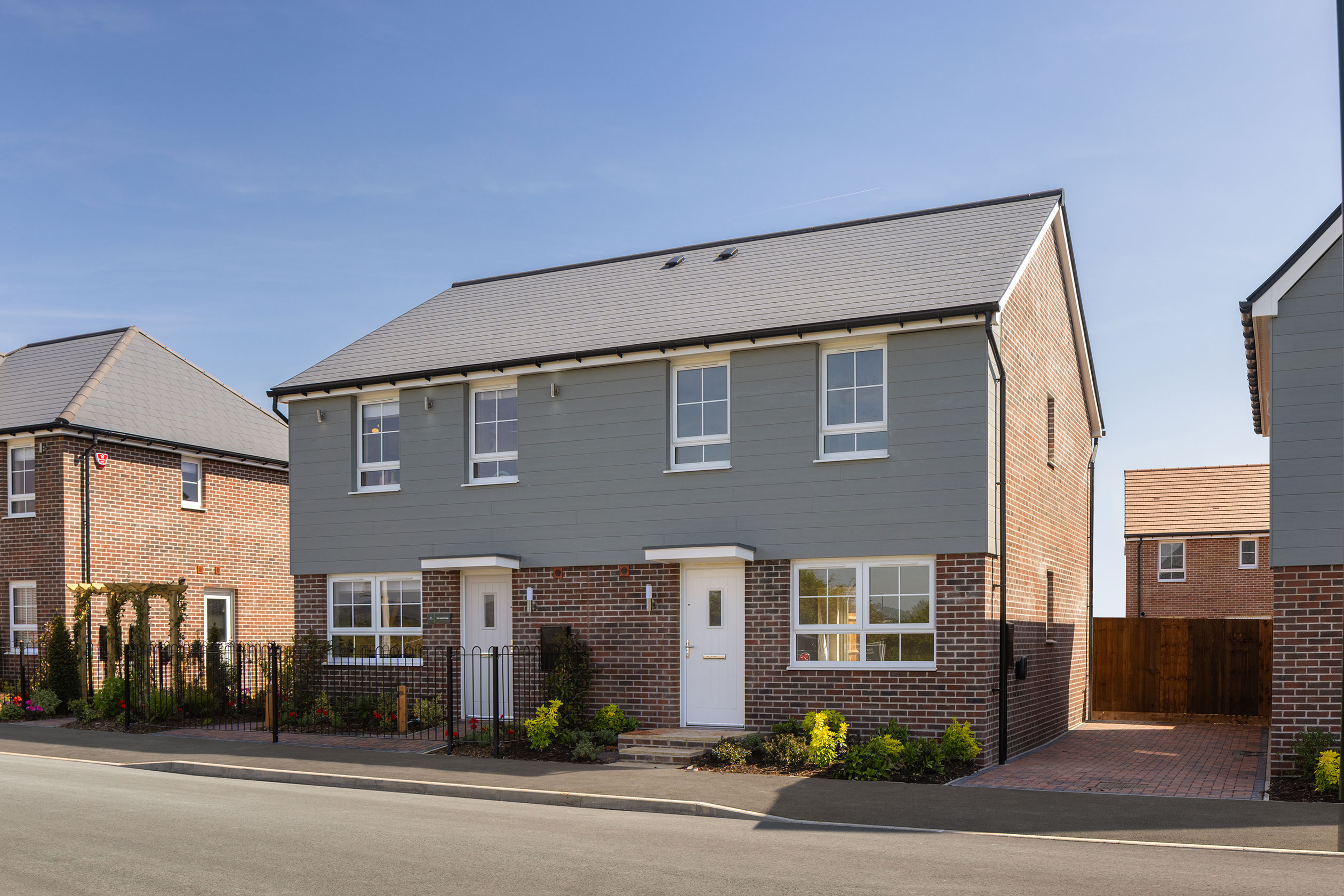 Street scene of Fiddington Fields