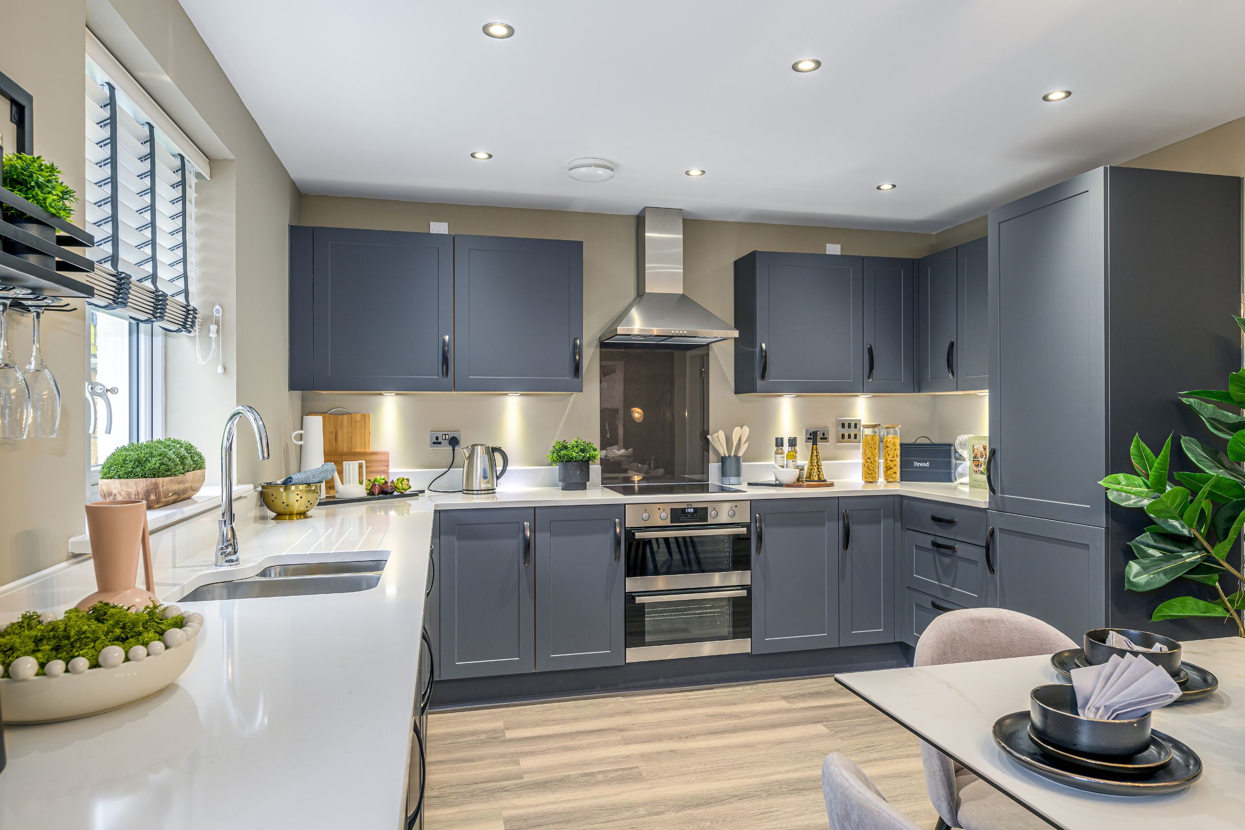 Kitchen/dining in 4 bedroom home