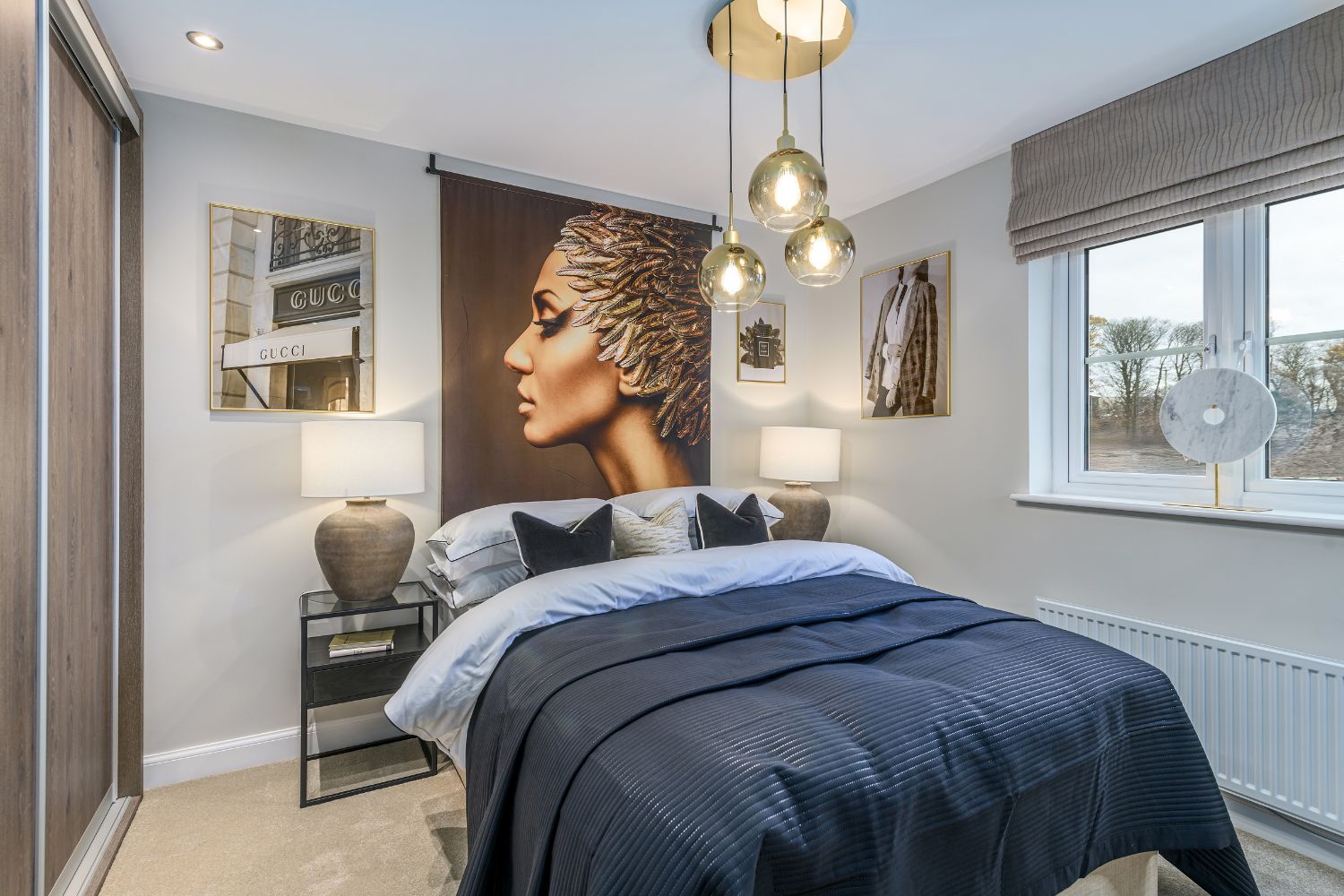 Double bedroom in 4 bedroom Balloch house type